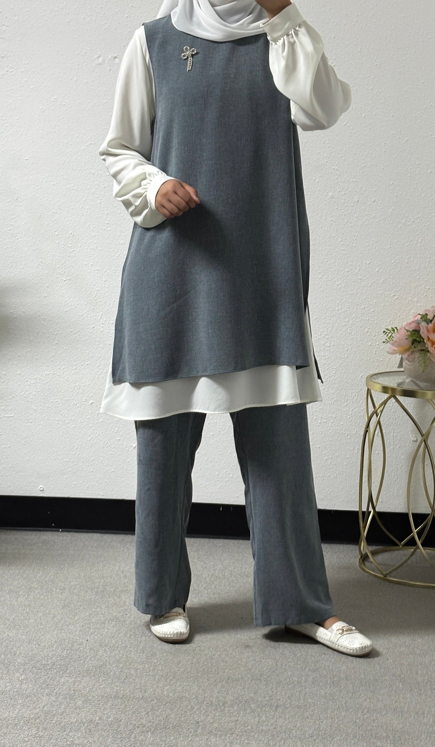 Three-piece pastel colours set