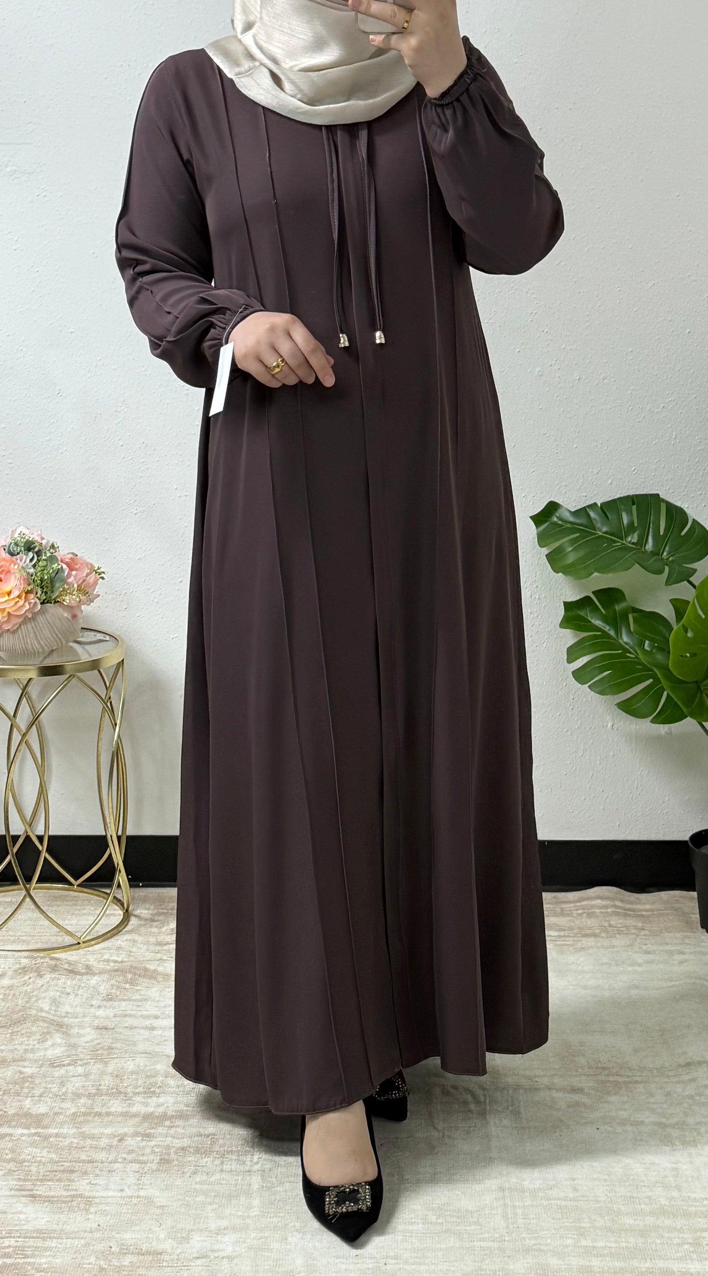 Graceful Modest Cut Abaya