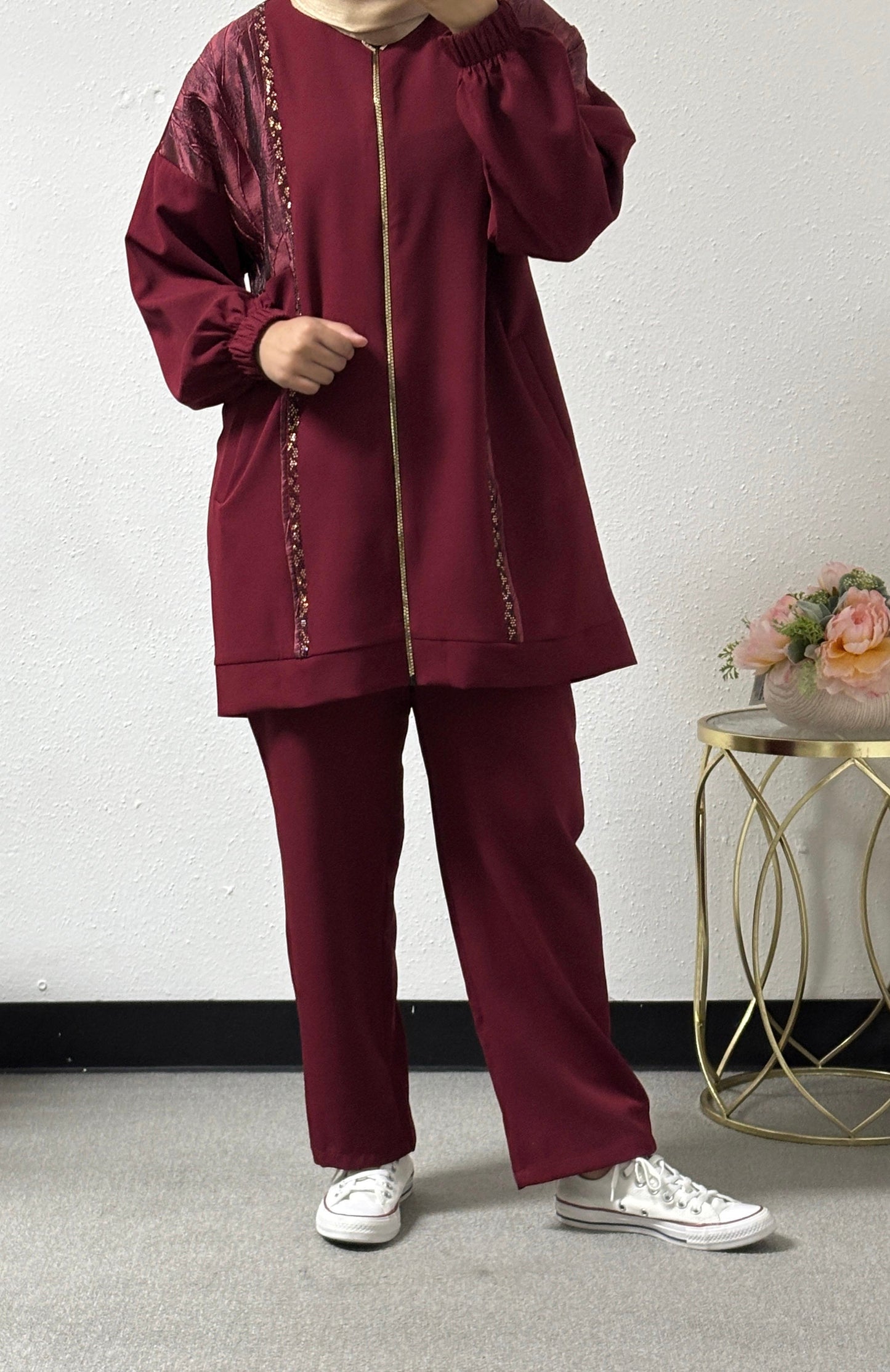 Two-piece detailed front set
