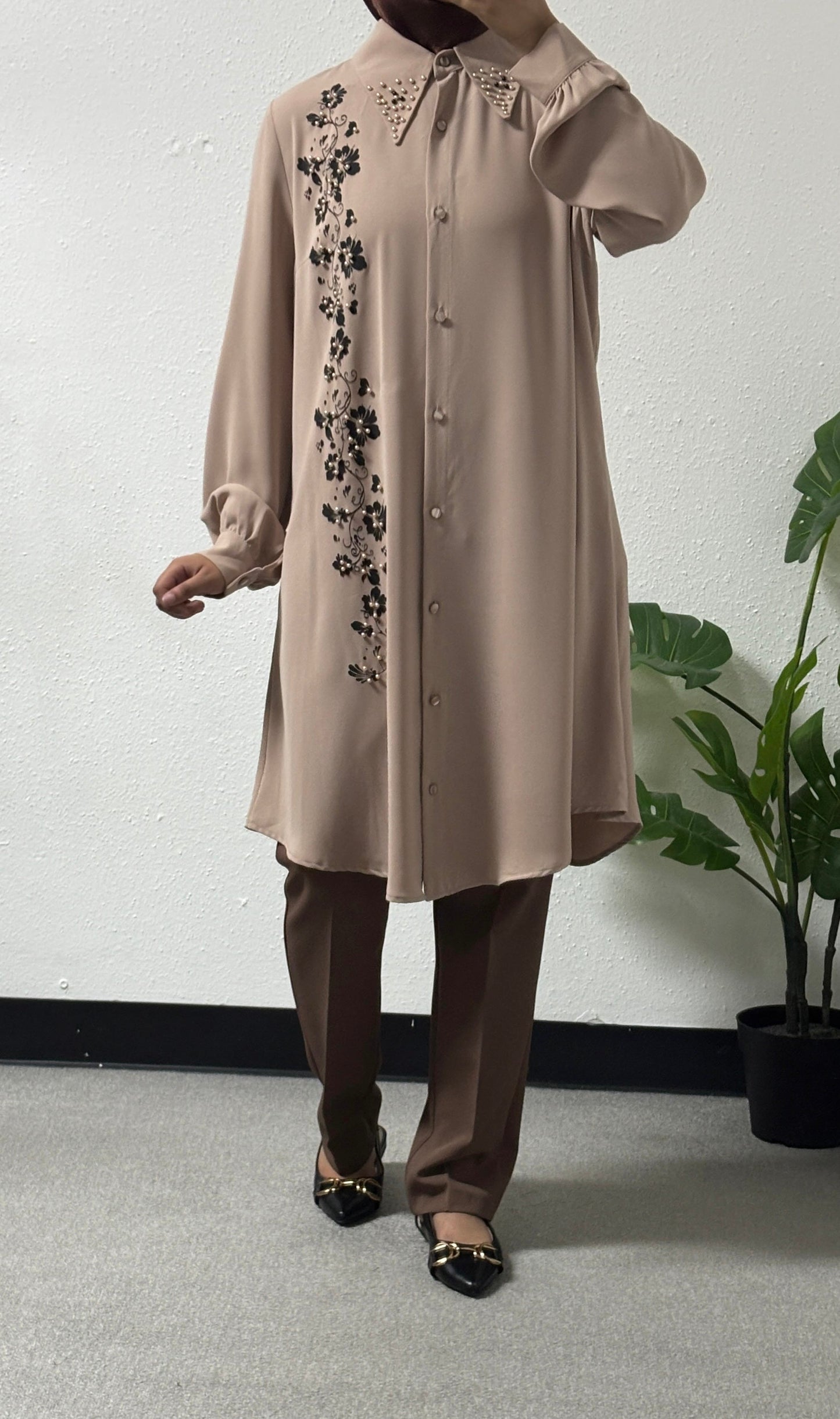 Floral/pearl long shirt