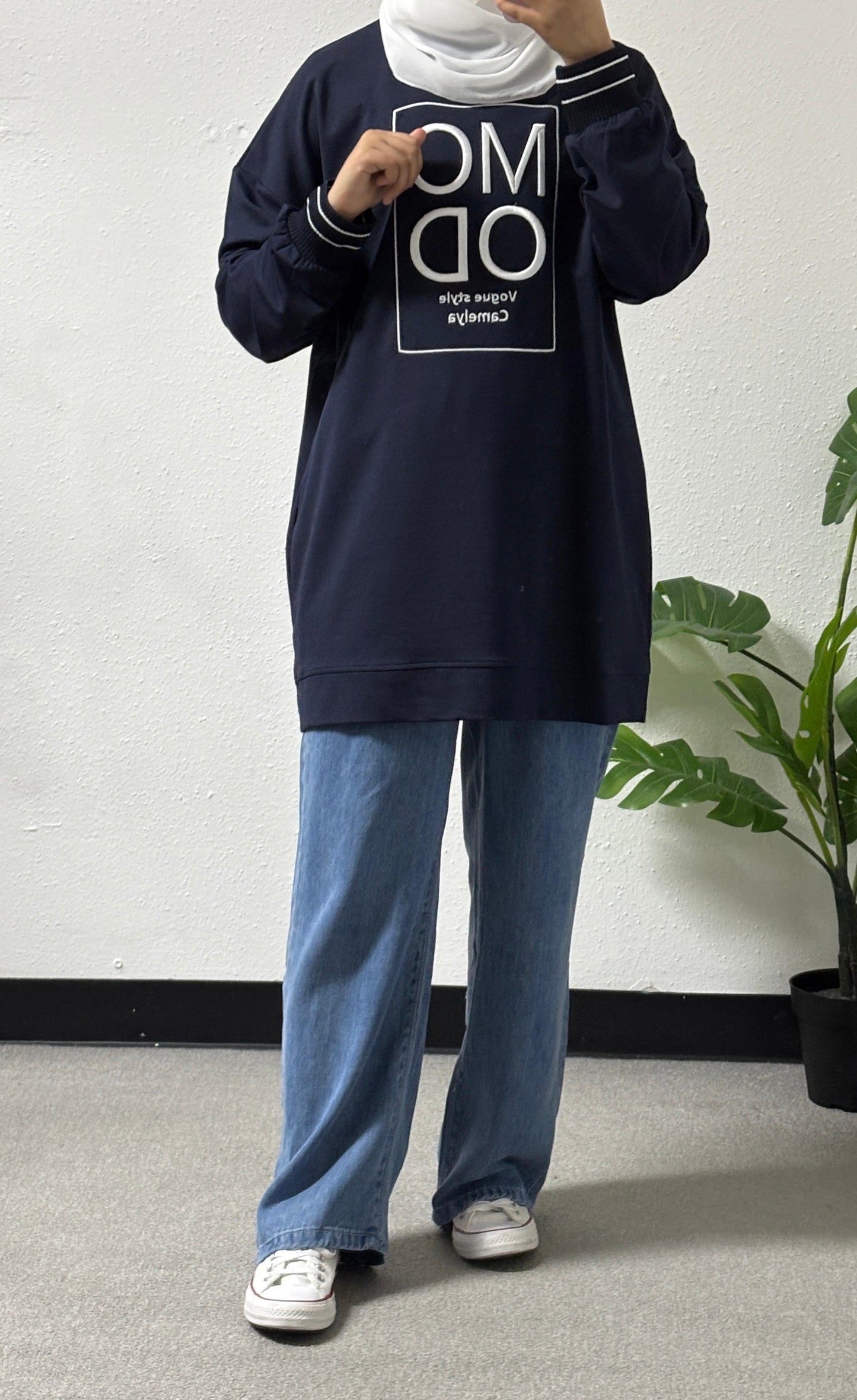 Vogue style sweatshirt