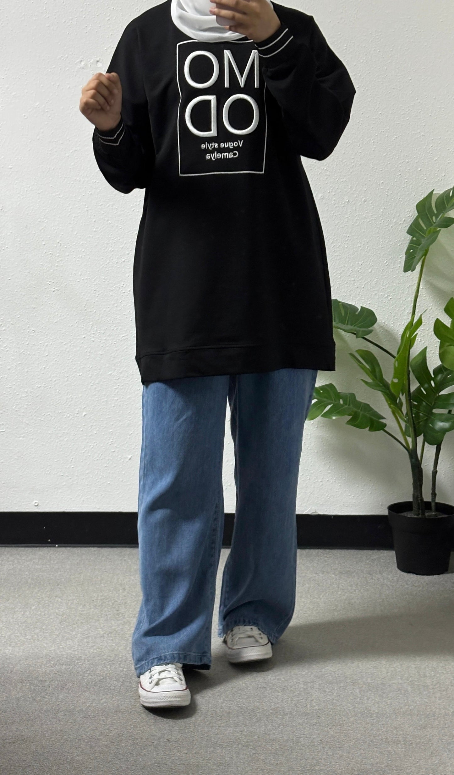 Vogue style sweatshirt