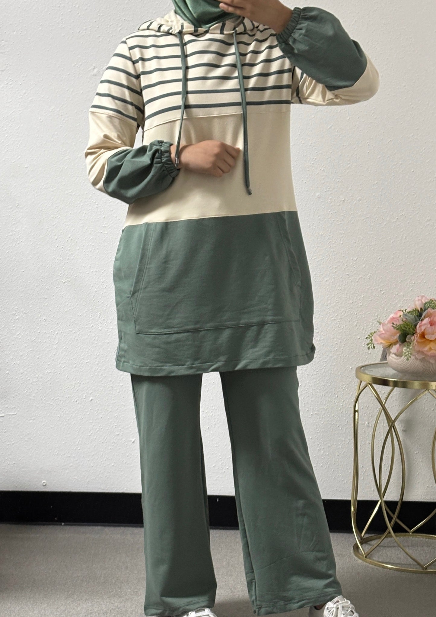 Two-piece line pattern set