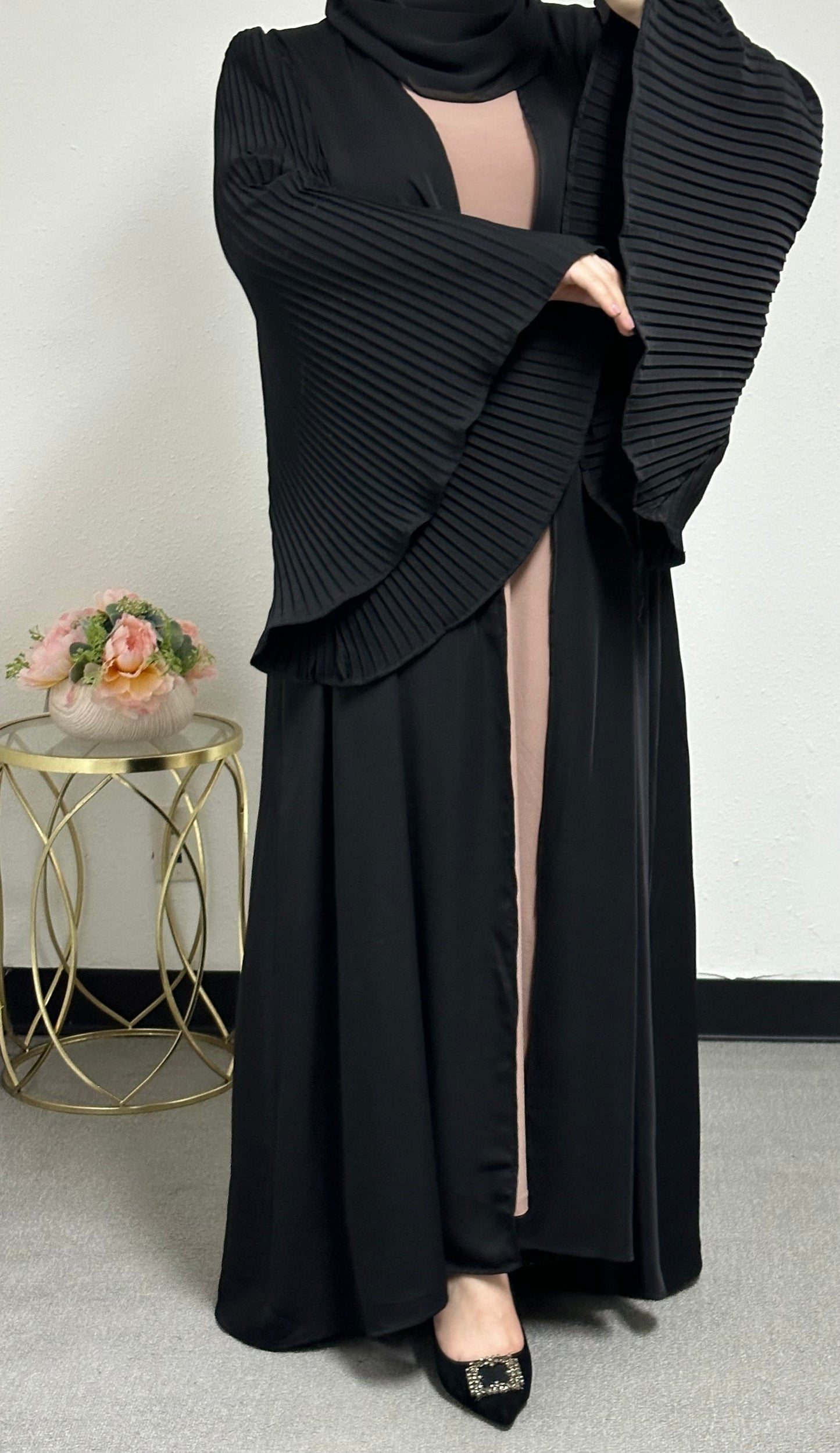 pleated sleeve open abaya