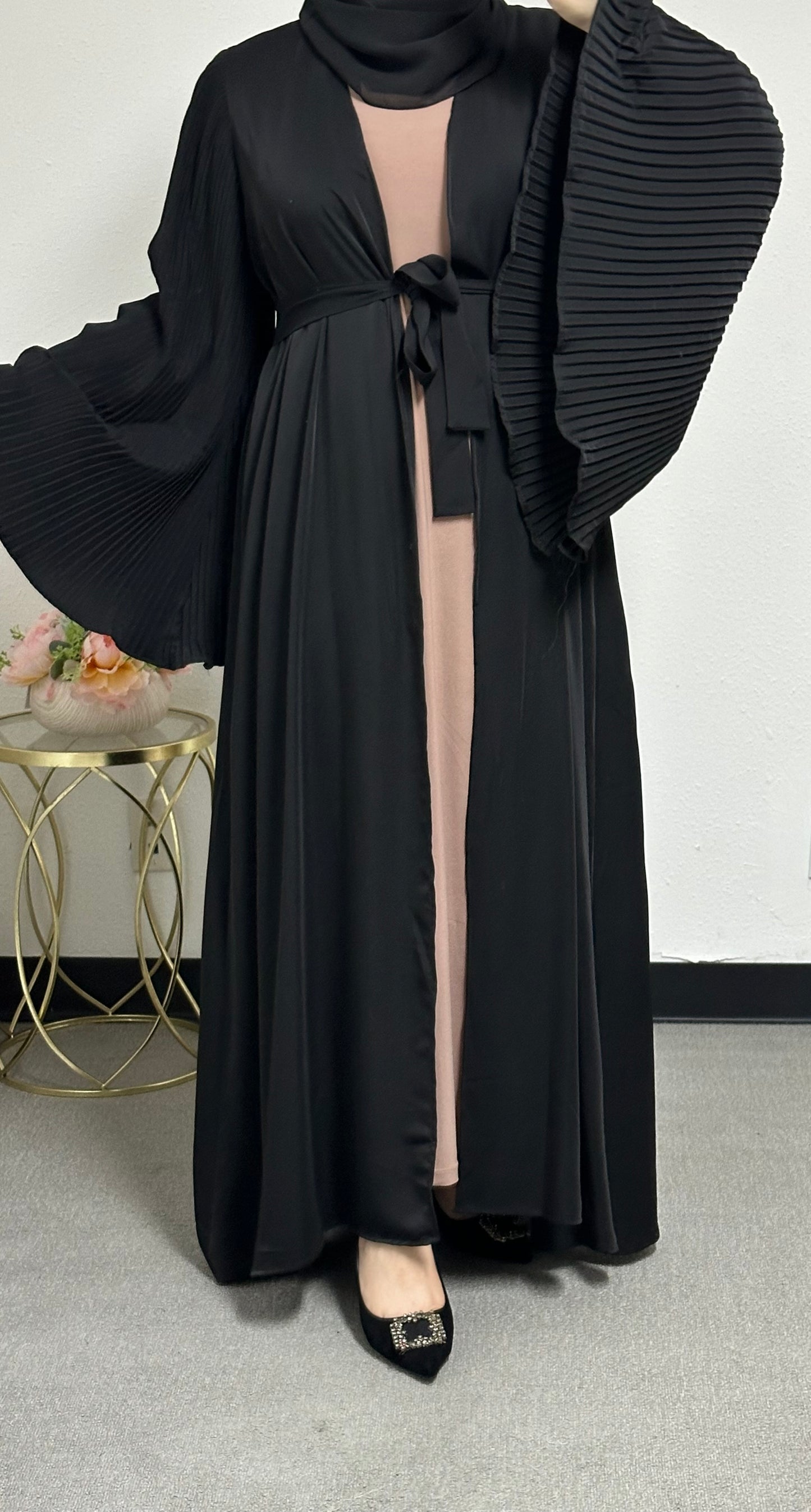 pleated sleeve open abaya