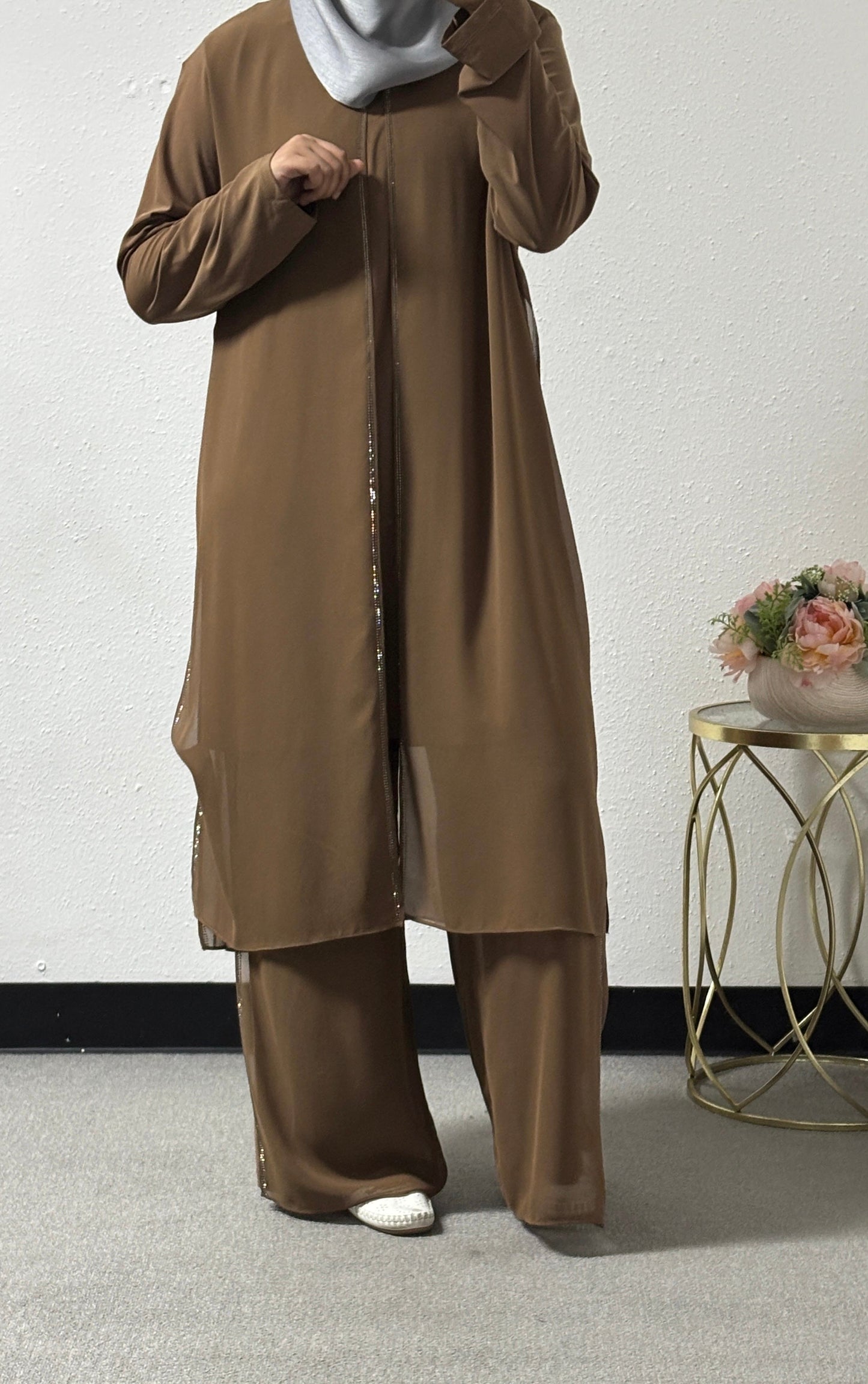 Two piece front slit set