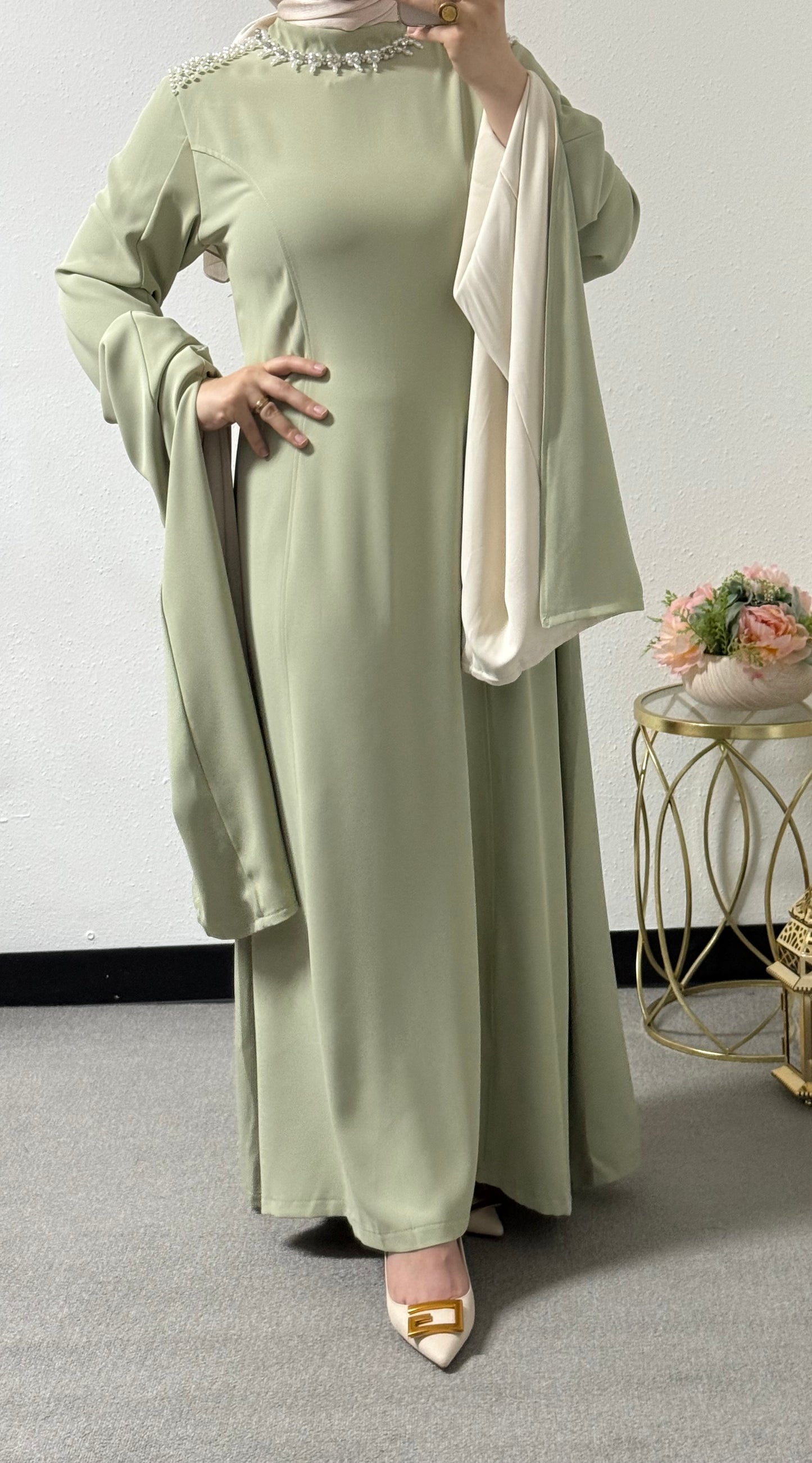 Pearl detailed formal dress