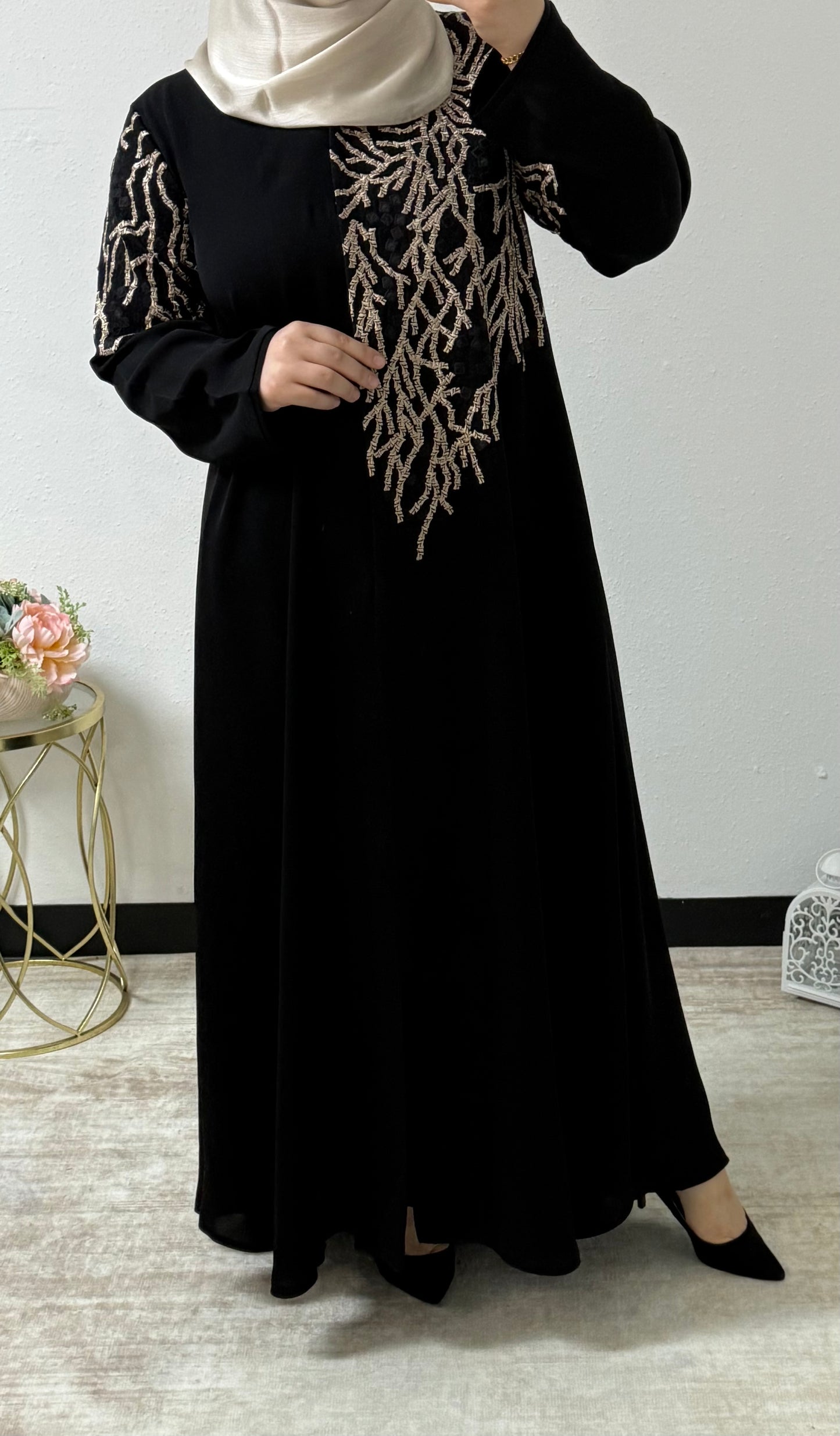 Tree Branch Allusion Abaya