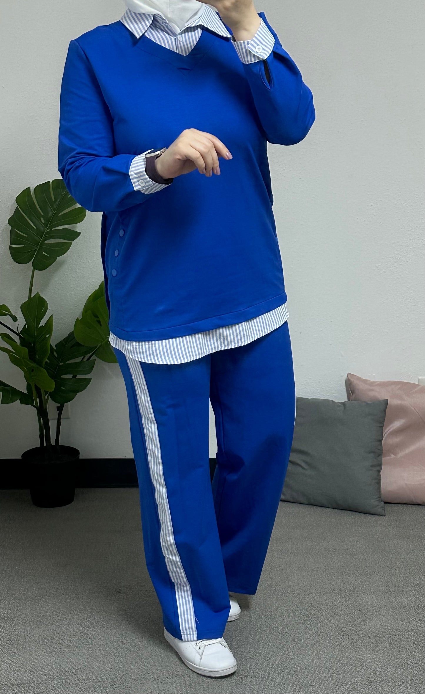 Two-piece cotton tracksuit with an attached striped shirt by