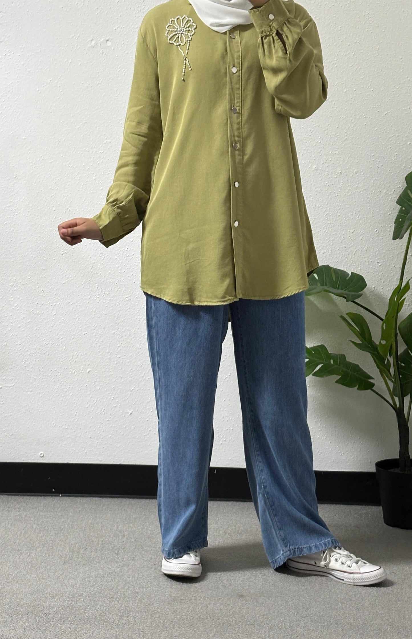 Pearl flower shirt