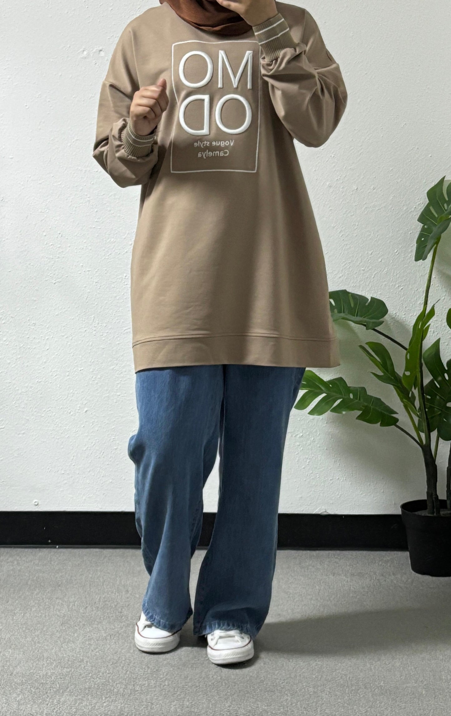 Vogue style sweatshirt