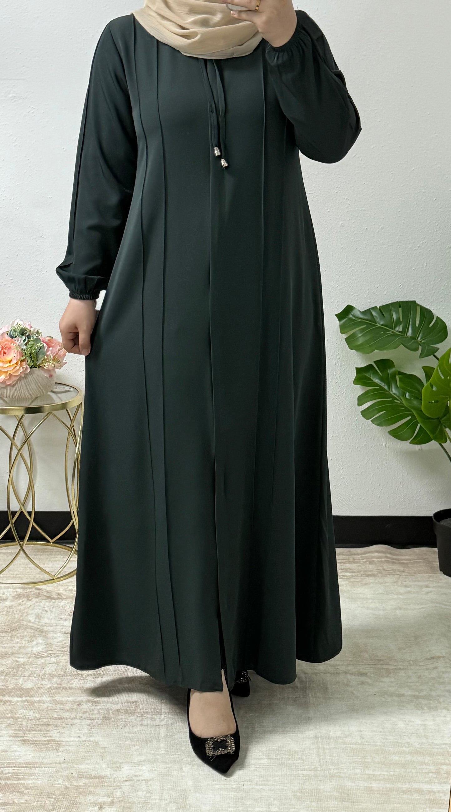 Graceful Modest Cut Abaya