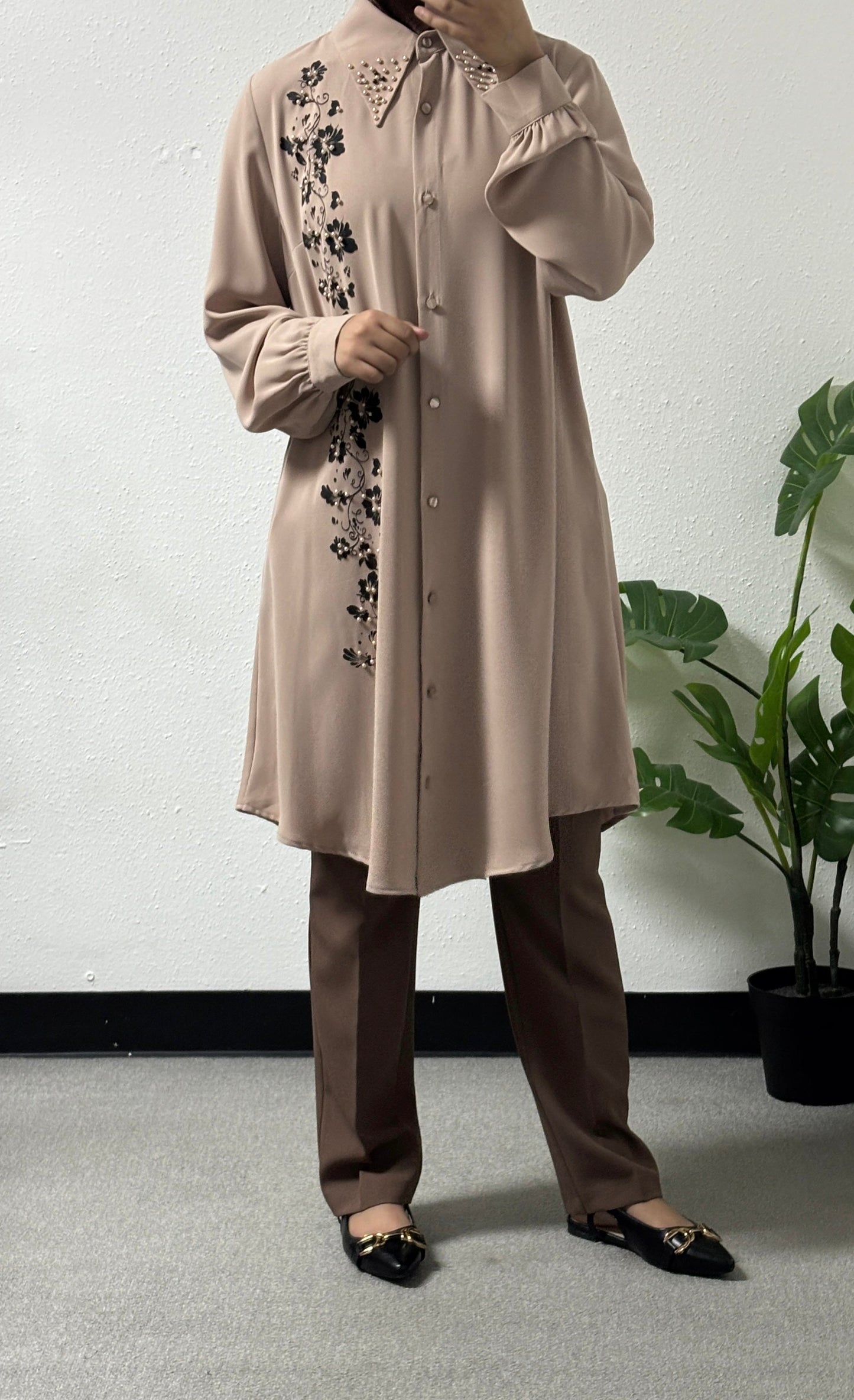 Floral/pearl long shirt