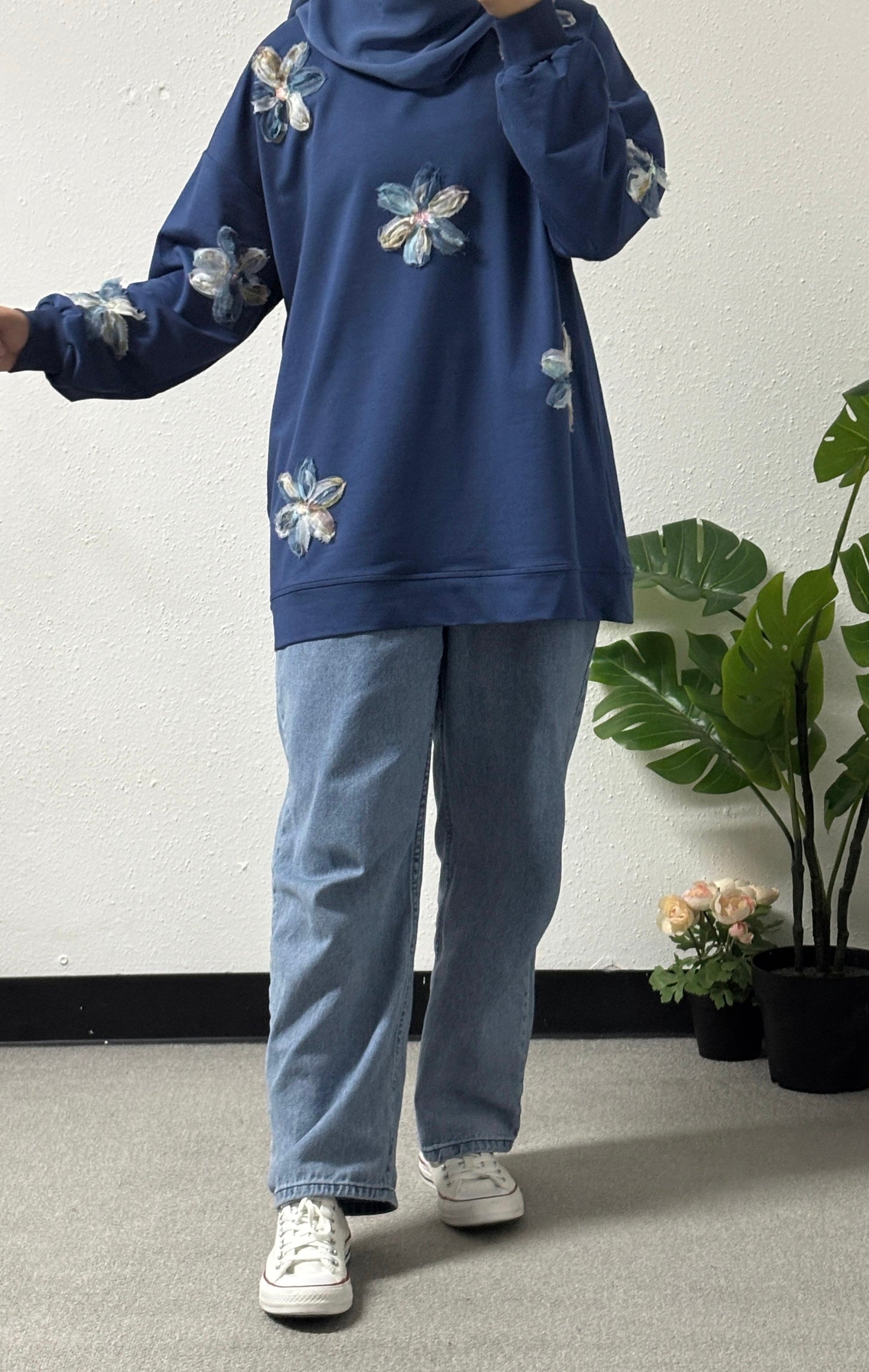 Flower sweatshirt