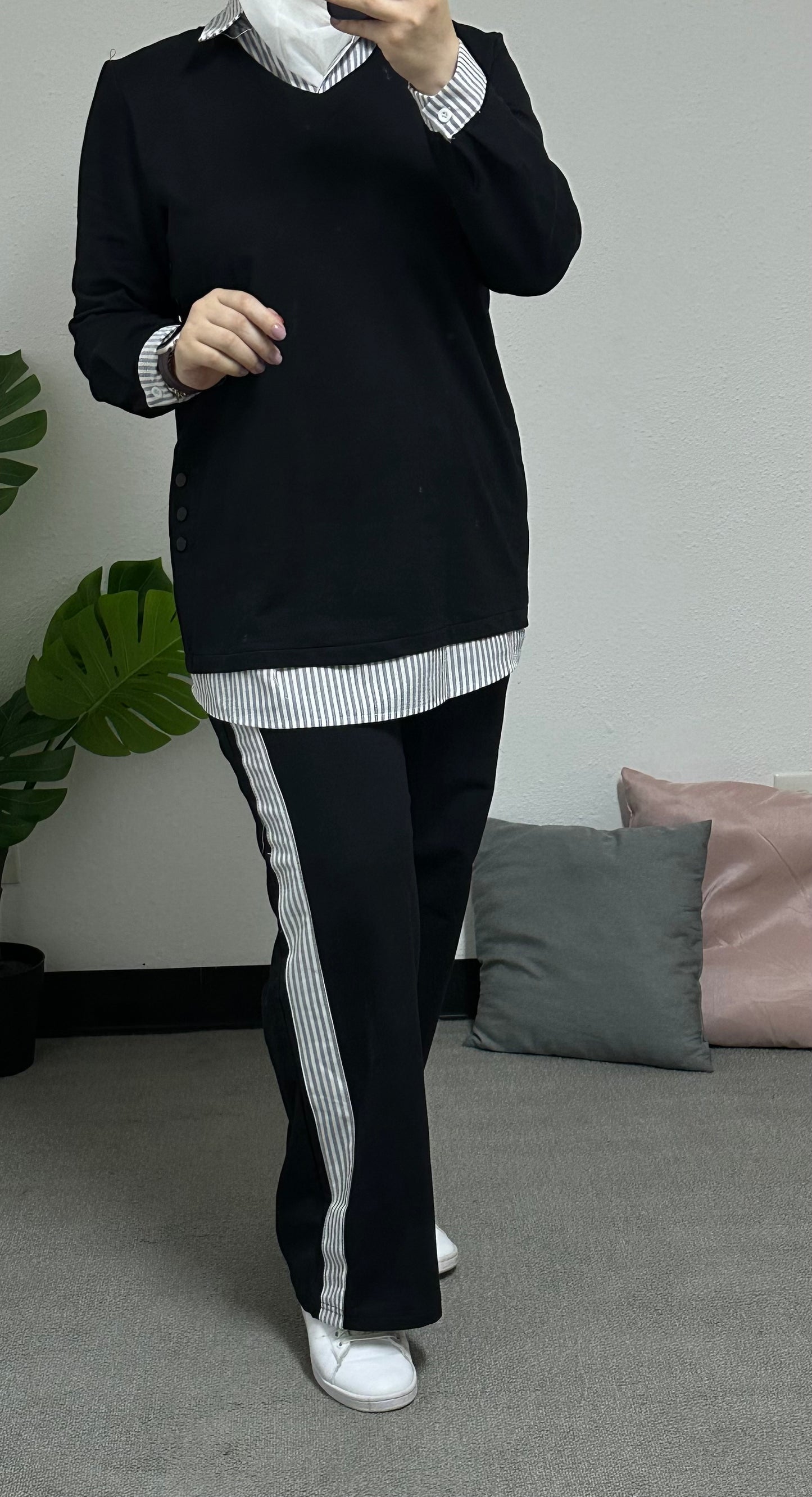 Two-piece cotton tracksuit with an attached striped shirt