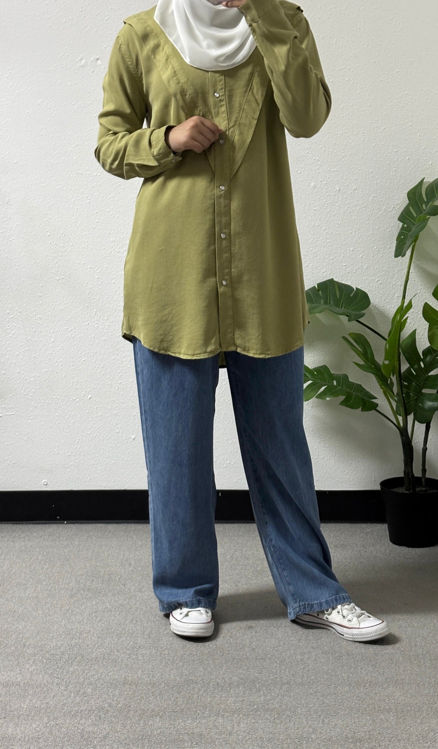 Classic ruffle shirt