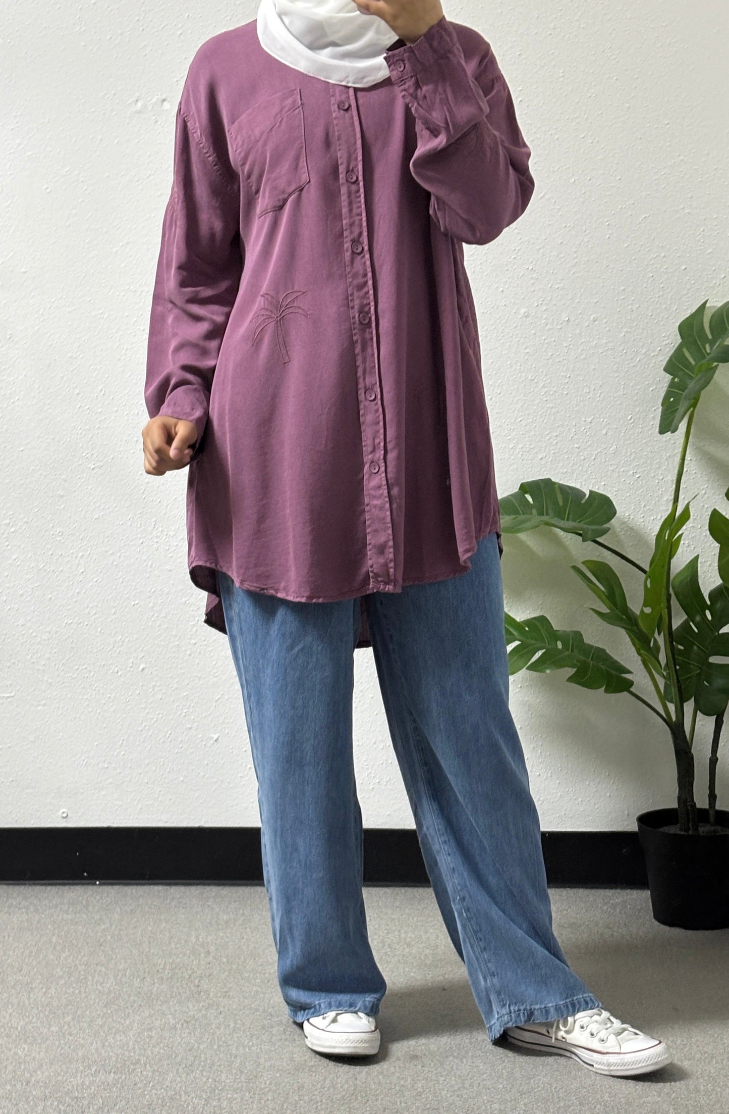 Palm tree embroidery shirt