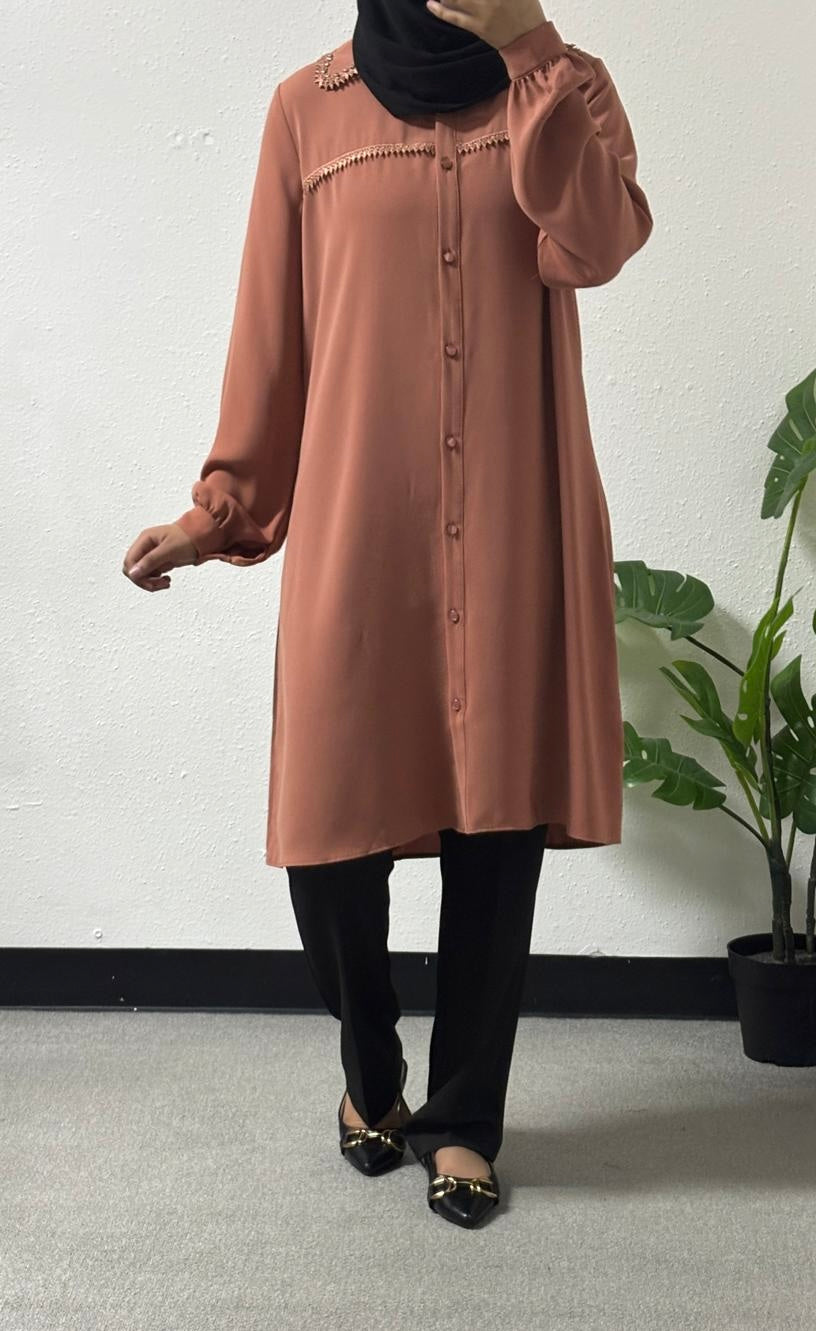 Elegant lace detail shirt