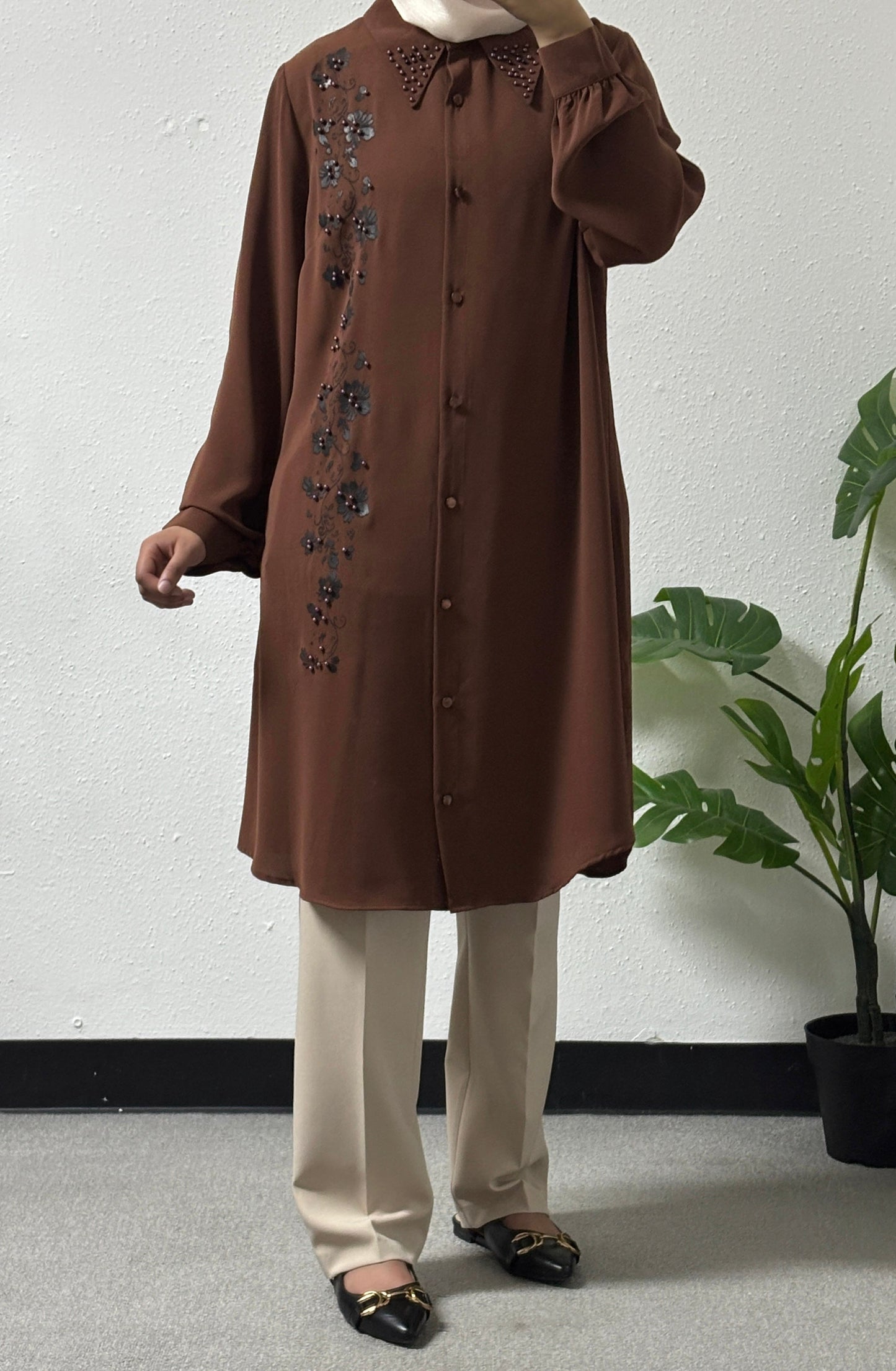 Floral/pearl long shirt