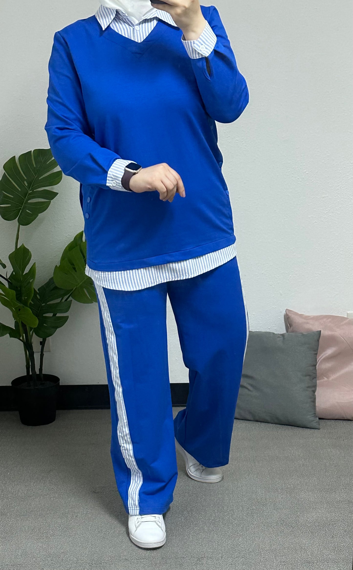 Two-piece cotton tracksuit with an attached striped shirt by