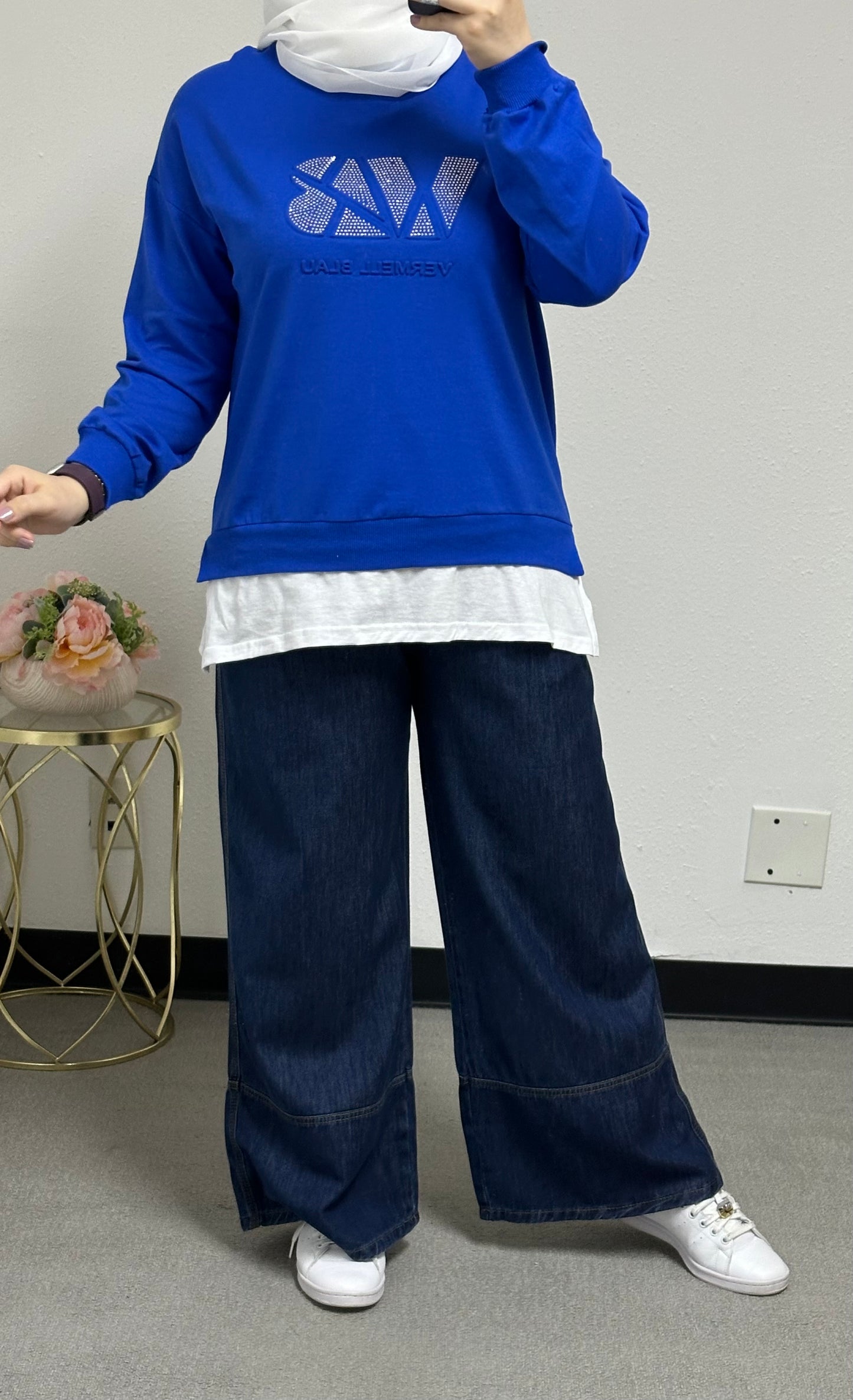 front strass adorned sweatshirt