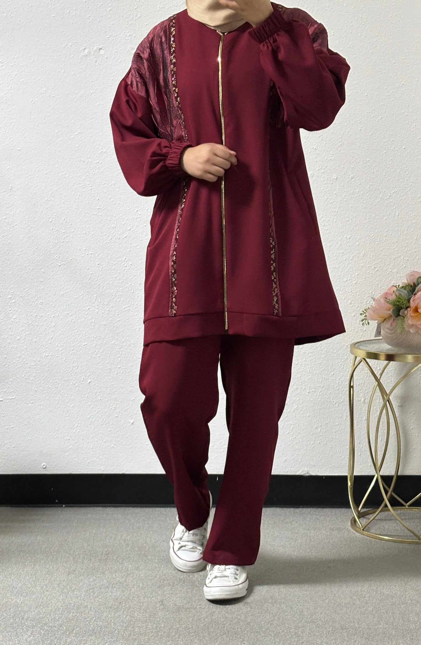 Two-piece detailed front set