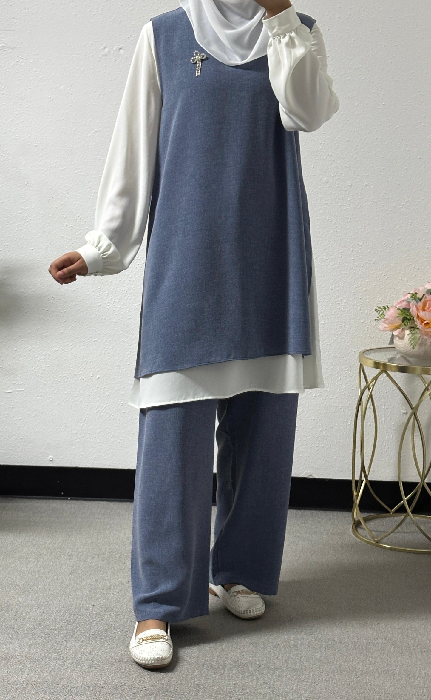 Three-piece pastel colours set
