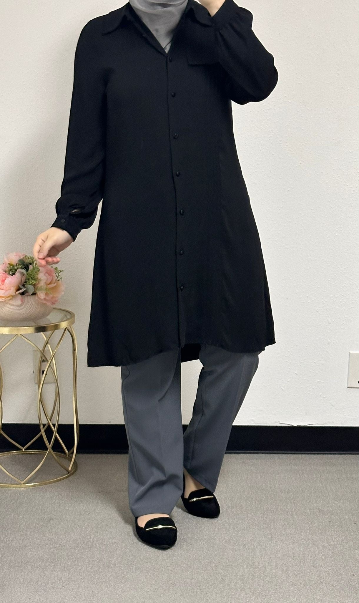 Long blouse with front bucket