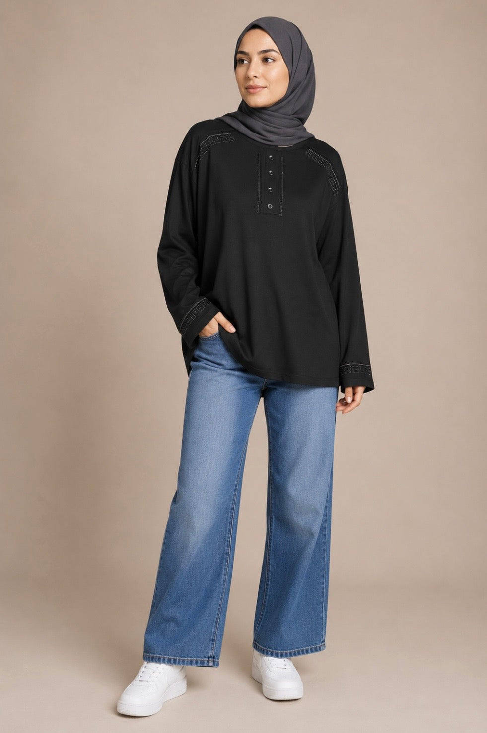 Simple Buttoned Shirt