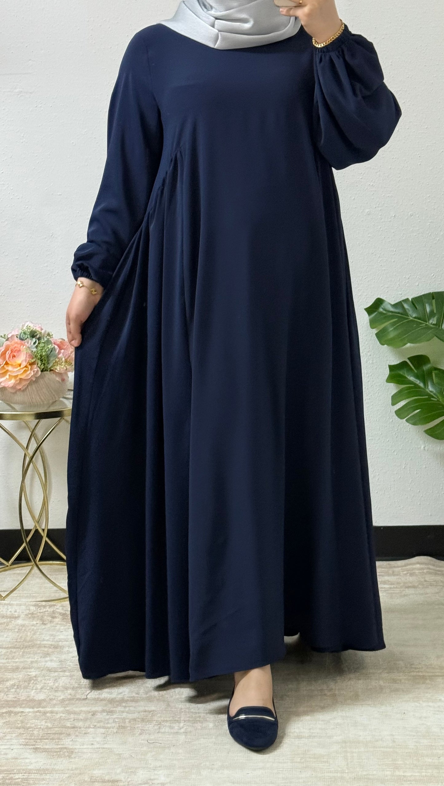 Simple side ruffle dress