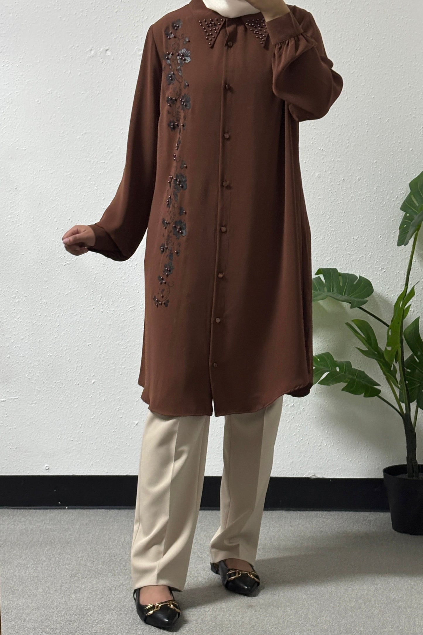 Floral/pearl long shirt