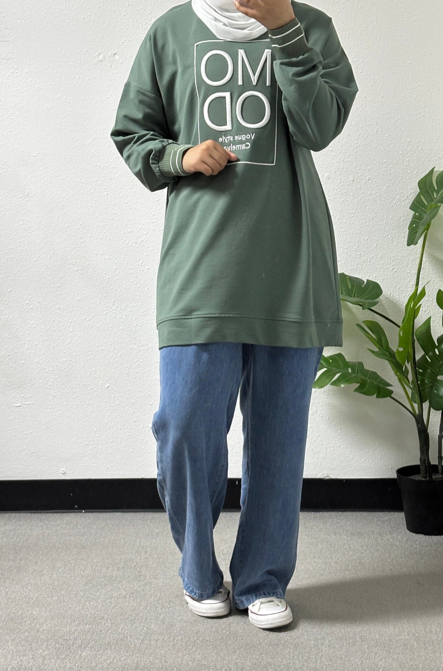 Vogue style sweatshirt