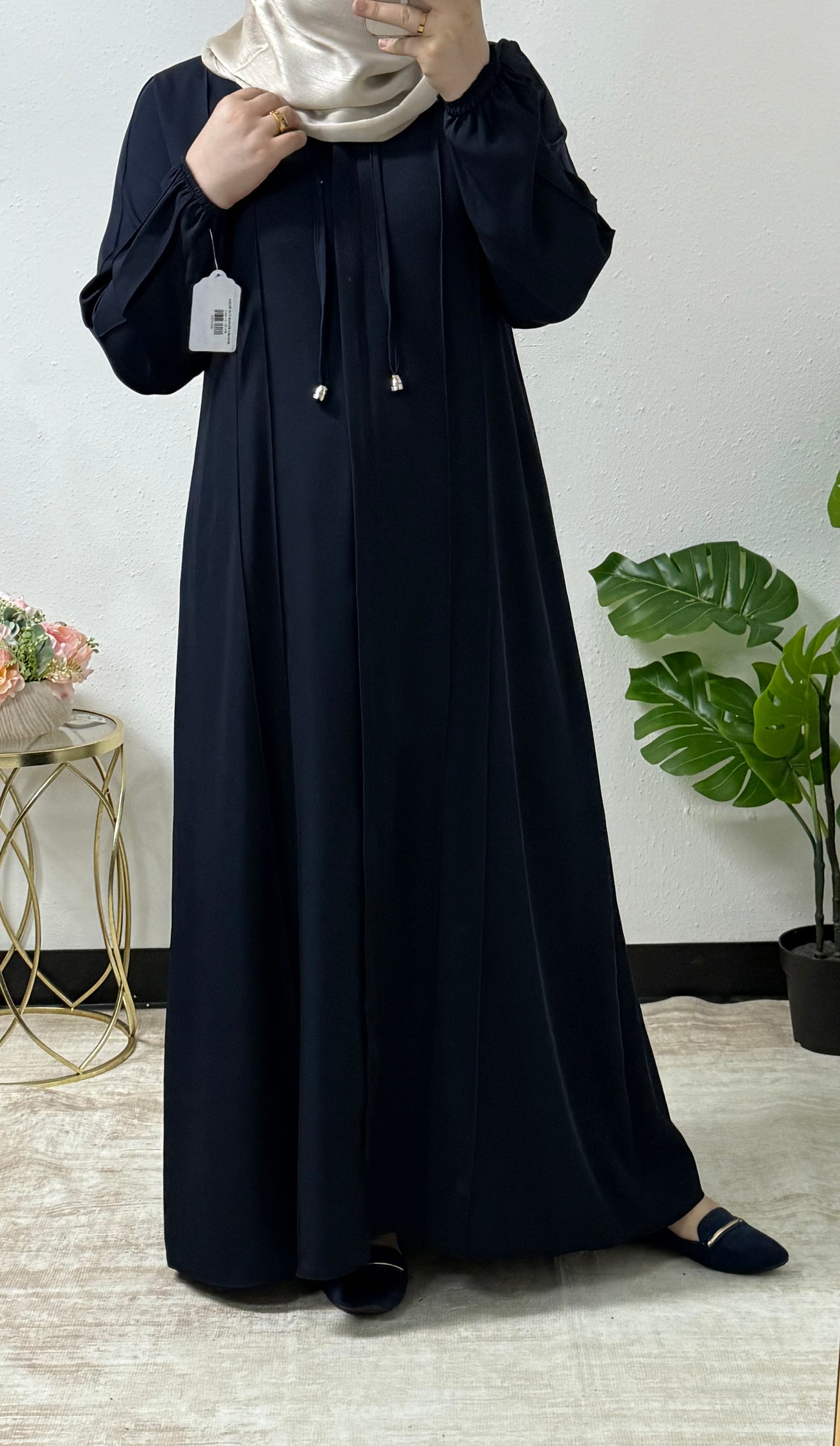 Graceful Modest Cut Abaya