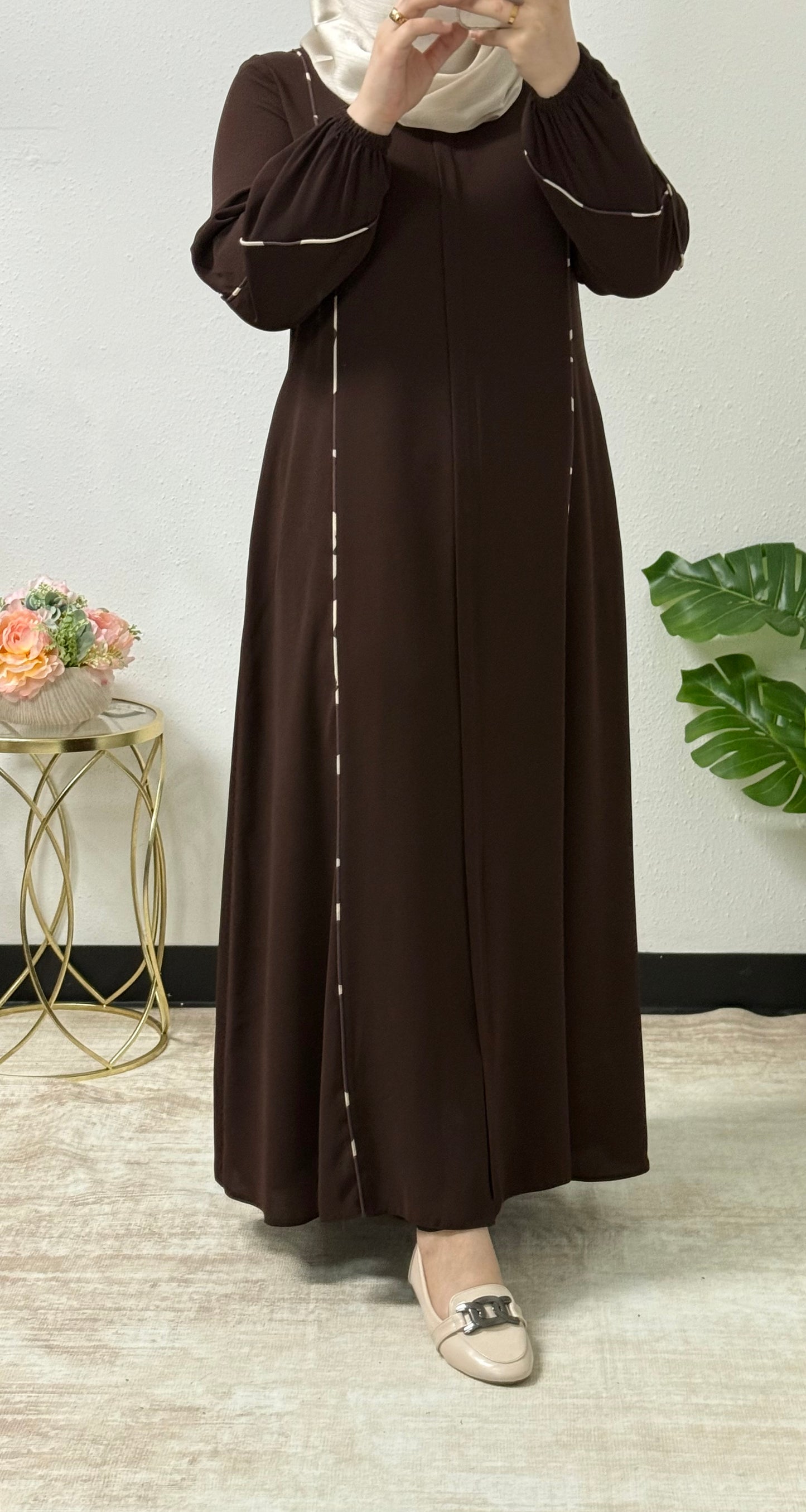 Luxe Flow Abaya