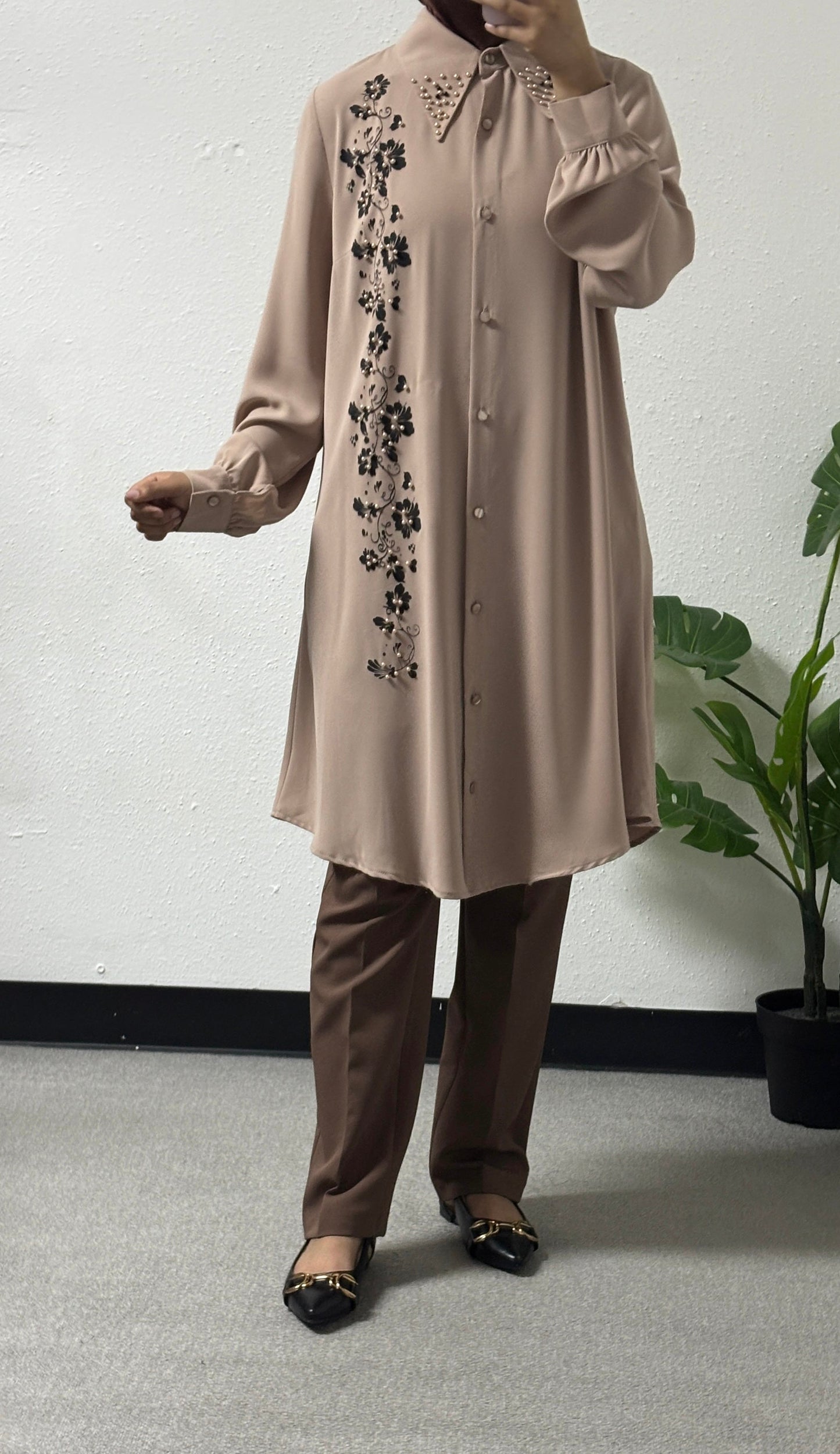 Floral/pearl long shirt