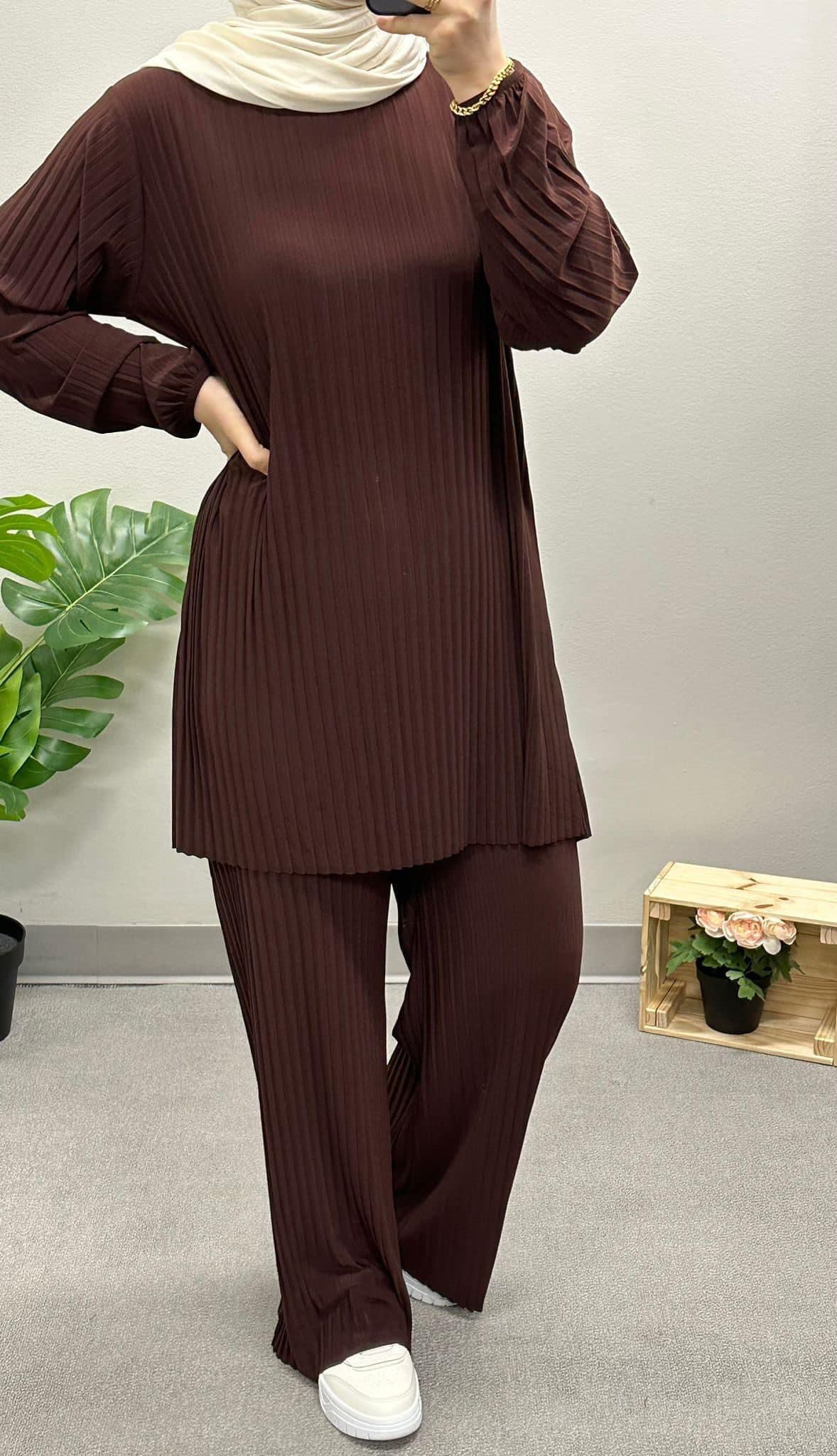 Two-Piece free size pleated Lycra set