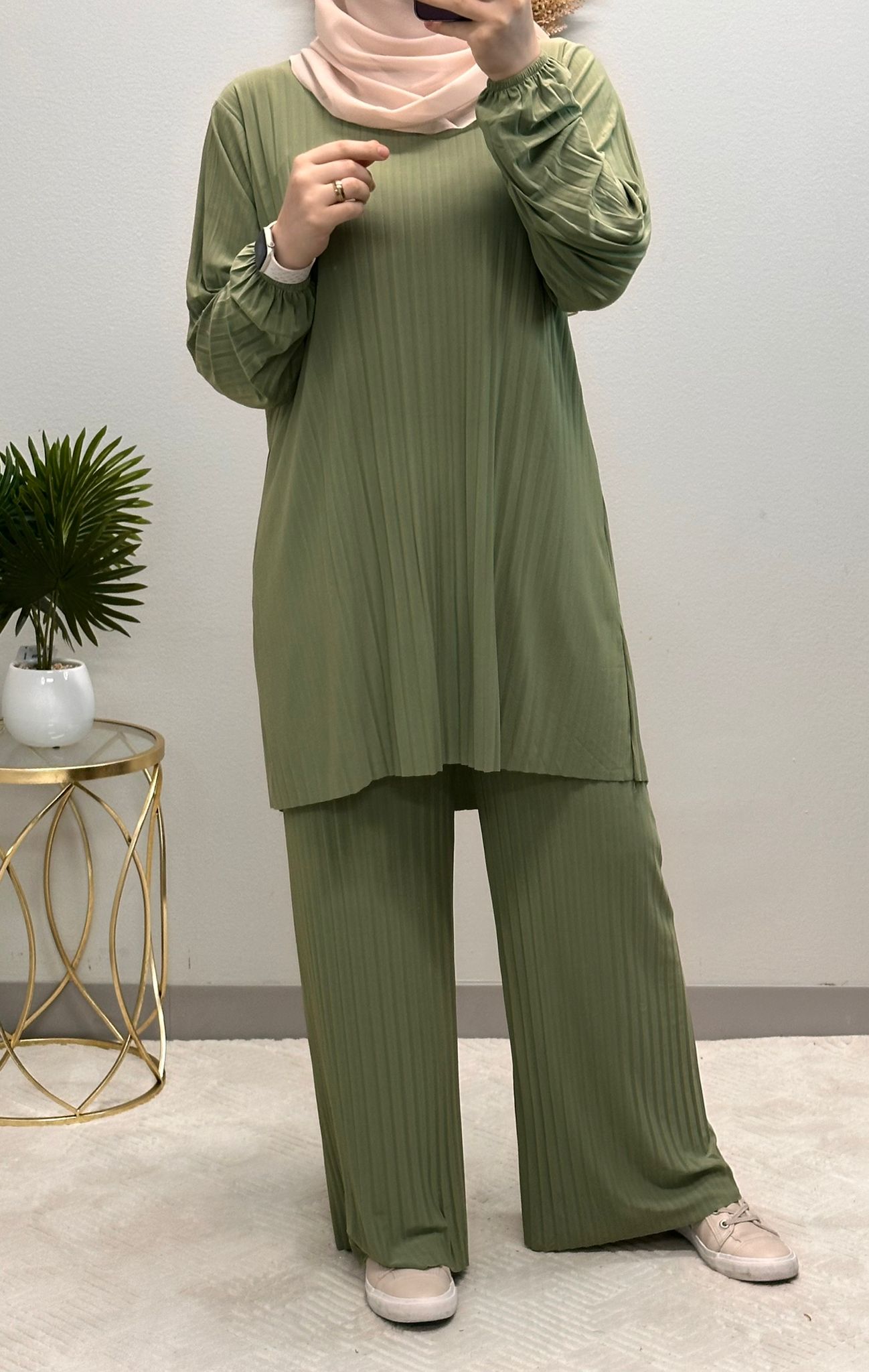 Two-Piece free size pleated Lycra set