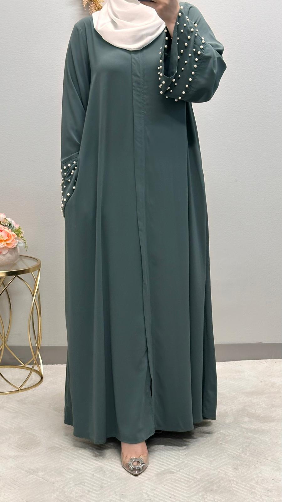 Pearl wide sleeves closed abaya.