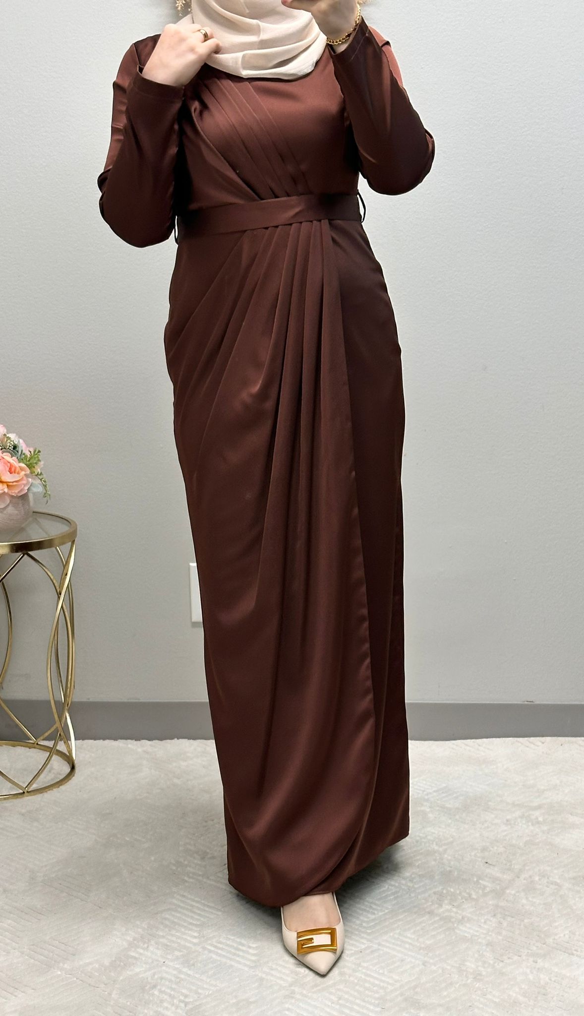 Sophisticated Pleated Satin Formal Dress with Detachable Belt