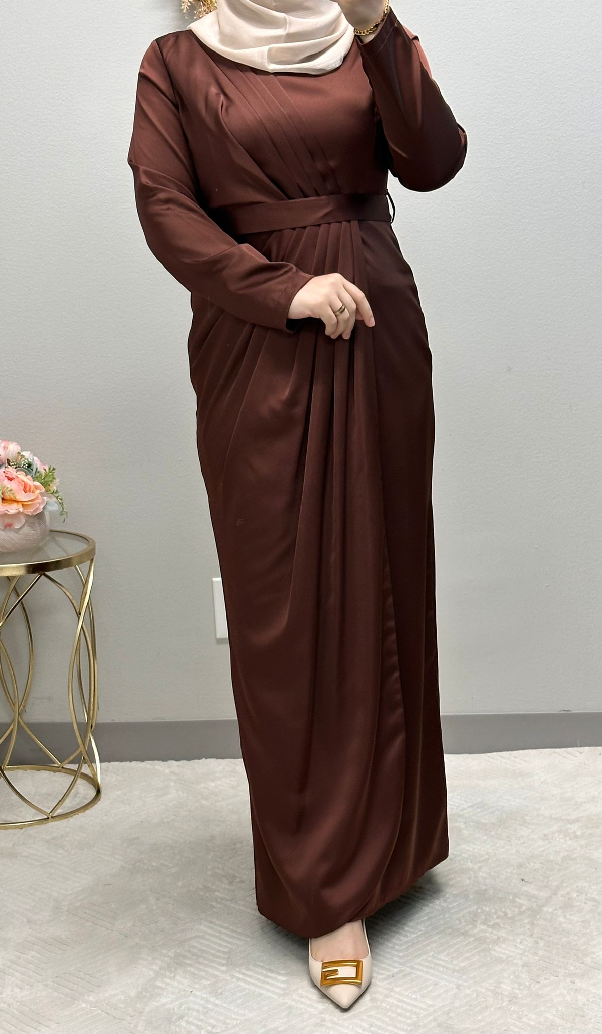 Sophisticated Pleated Satin Formal Dress with Detachable Belt
