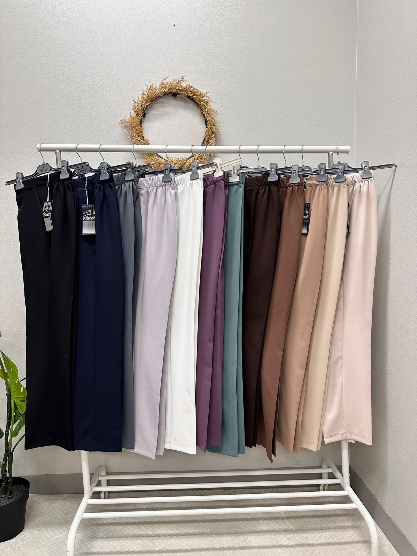 Classic Loose Pants with Elastic Waistband