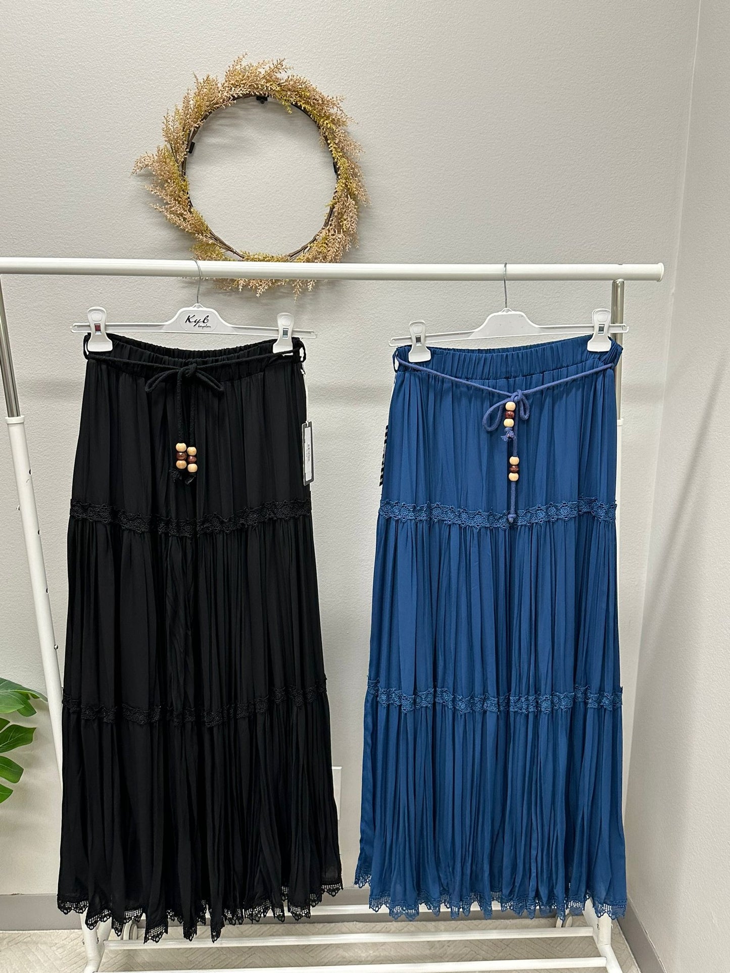 Kloch Style Lace Pleated Skirt with Elastic Waistband Belt (length 40.2 inch)