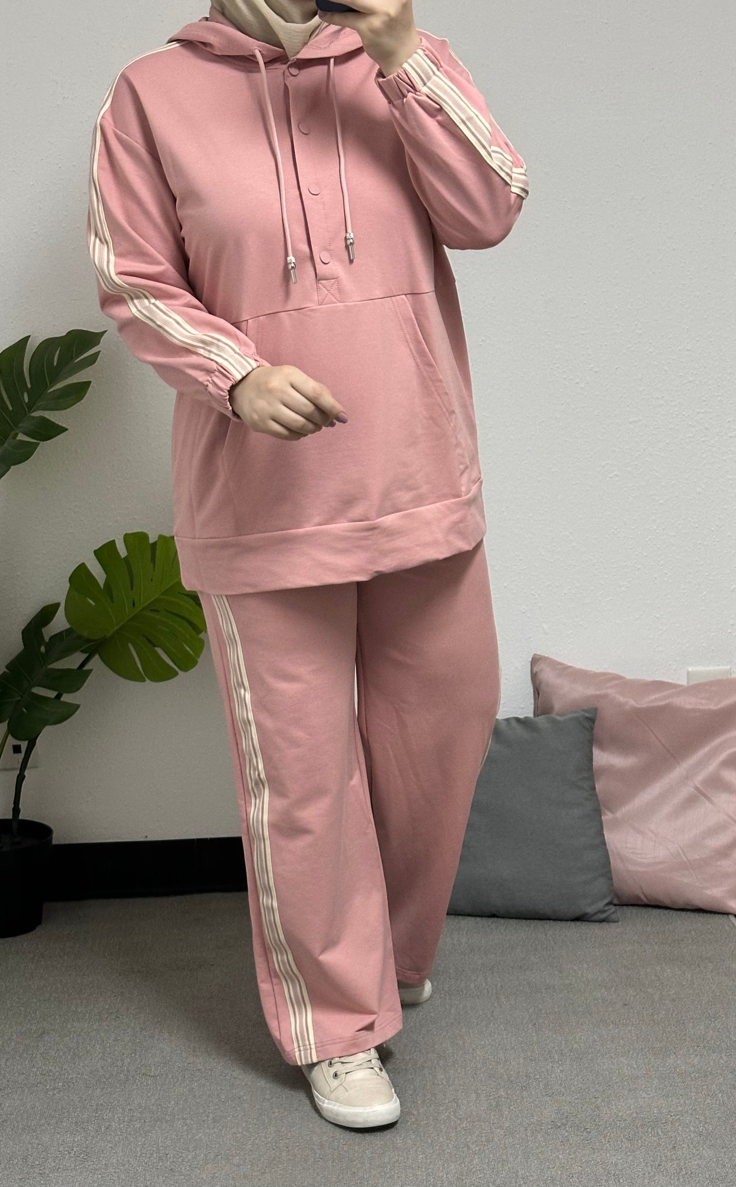 Two-piece cotton tracksuit set