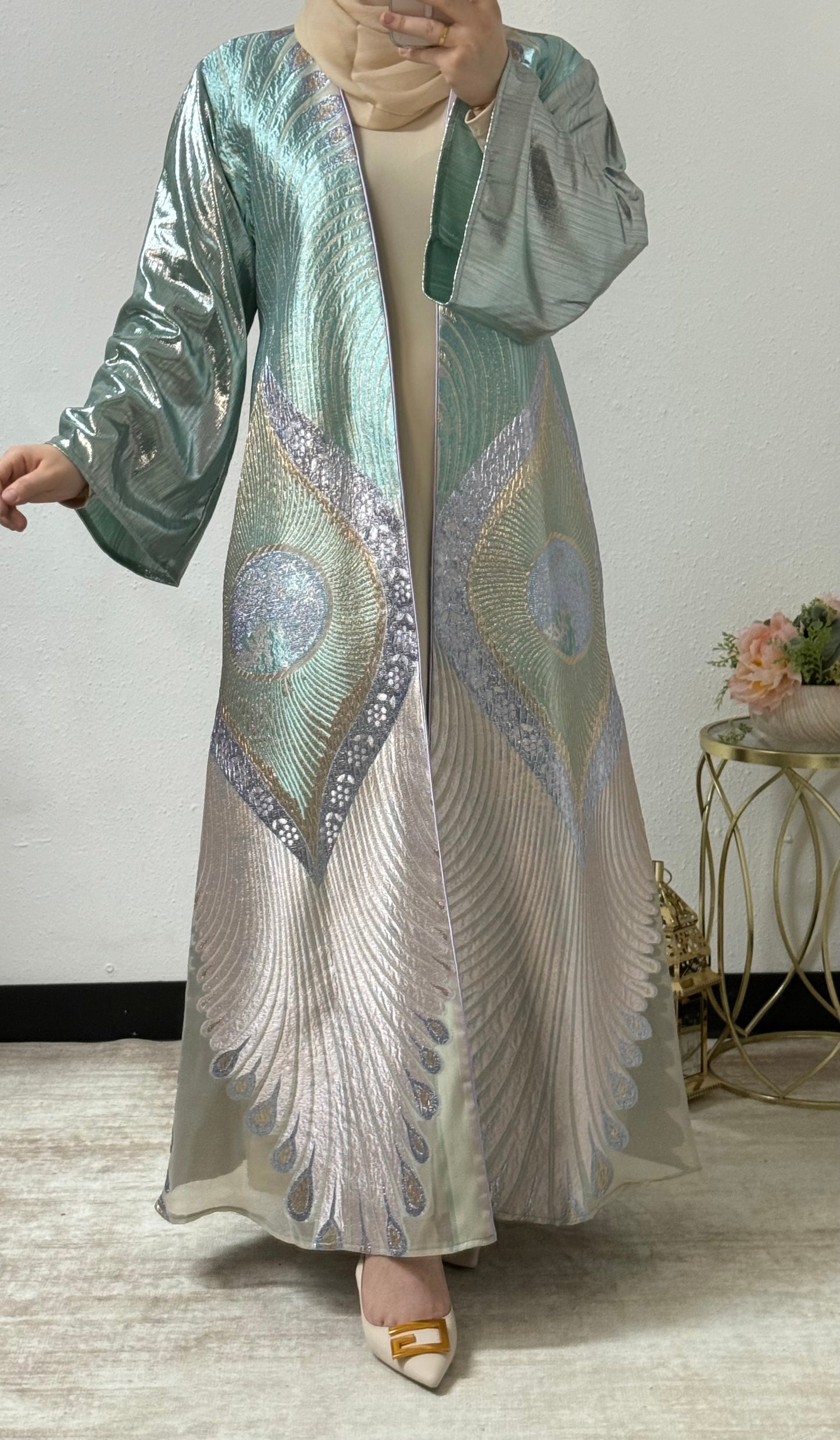 Peacock feather print open abaya