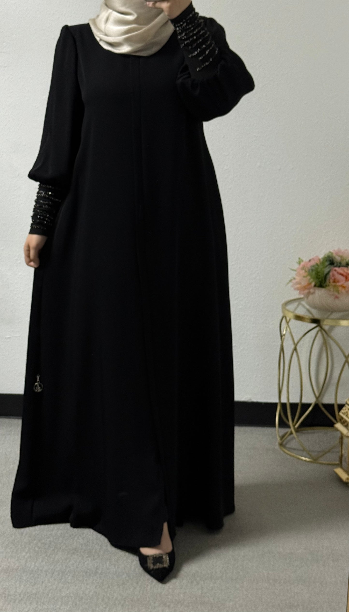 Detailed sleeve abaya