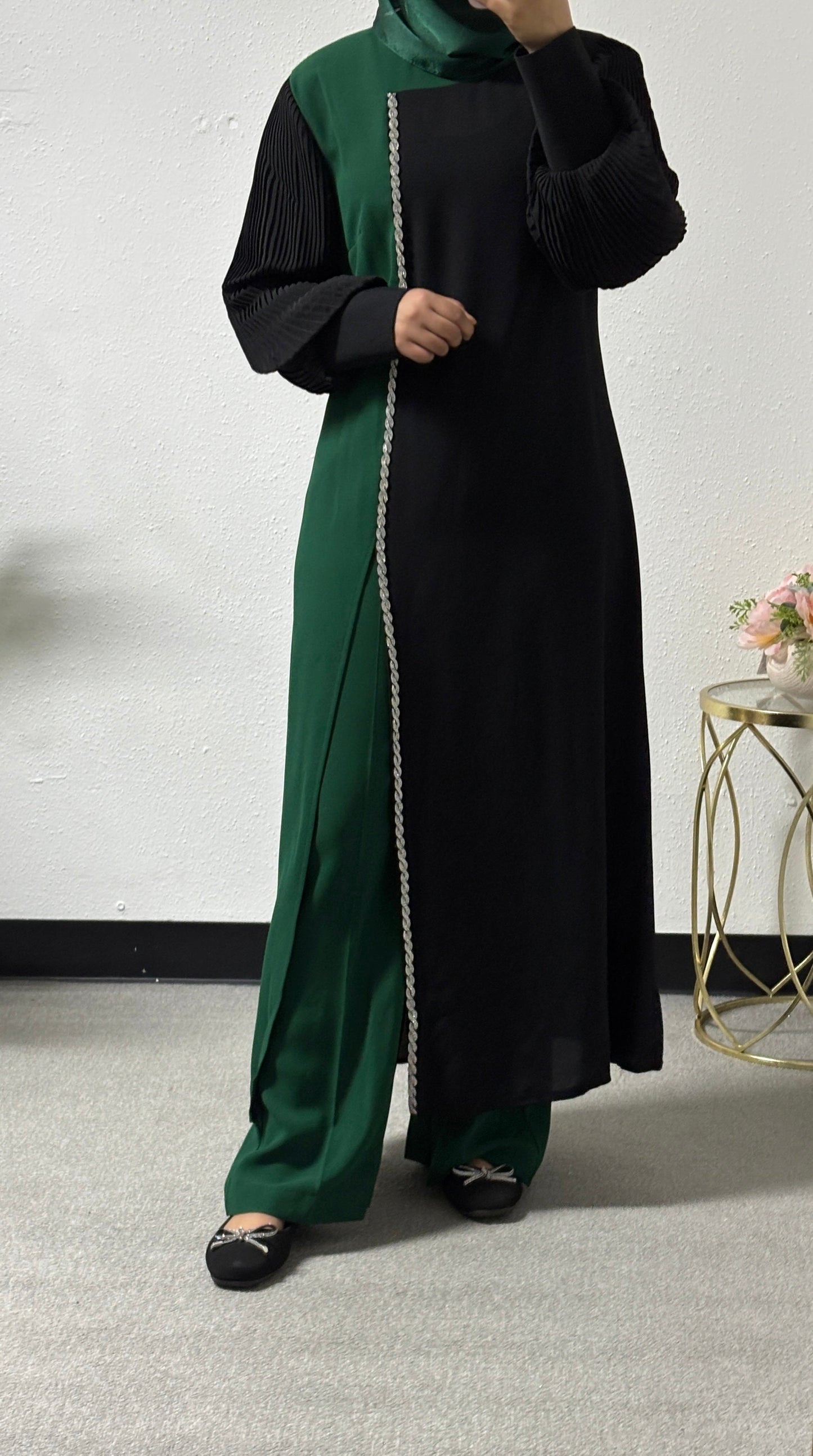 Two-pieces detailed sleeves set