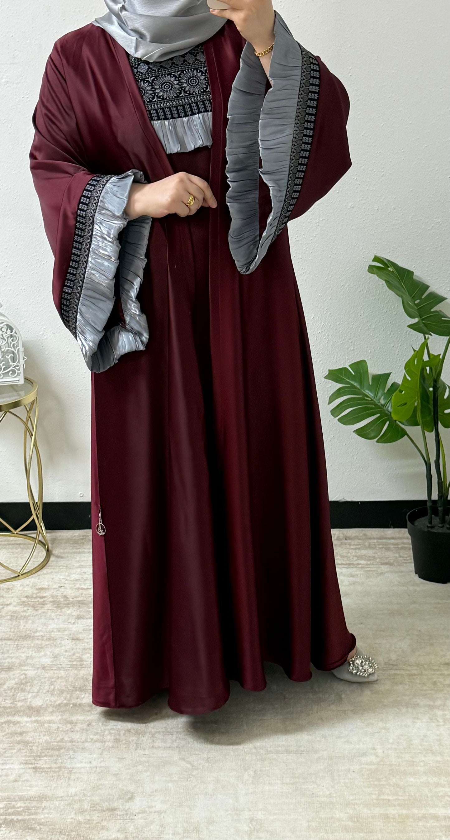 Eid Embroidered Abaya Set