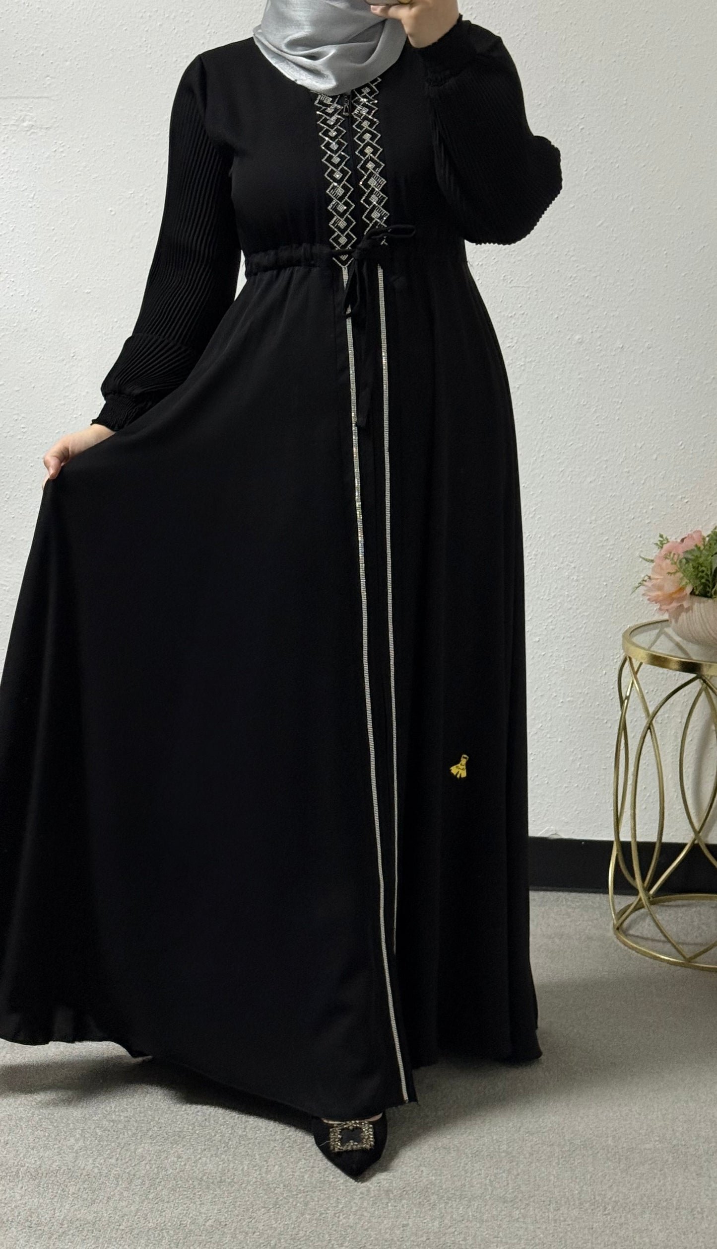 One-piece classic beaded abaya