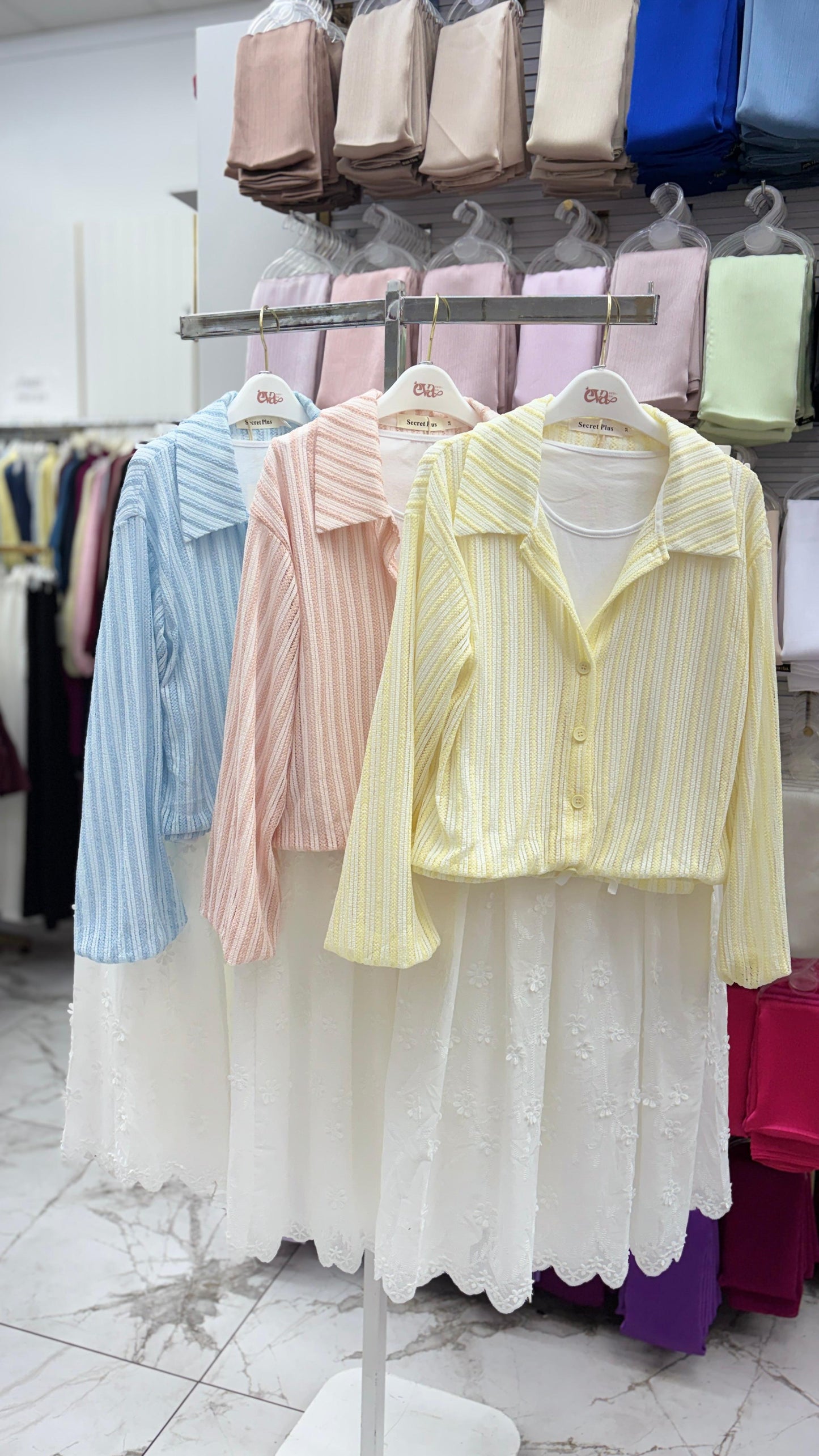 Delicate Floral Detail Skirt Set