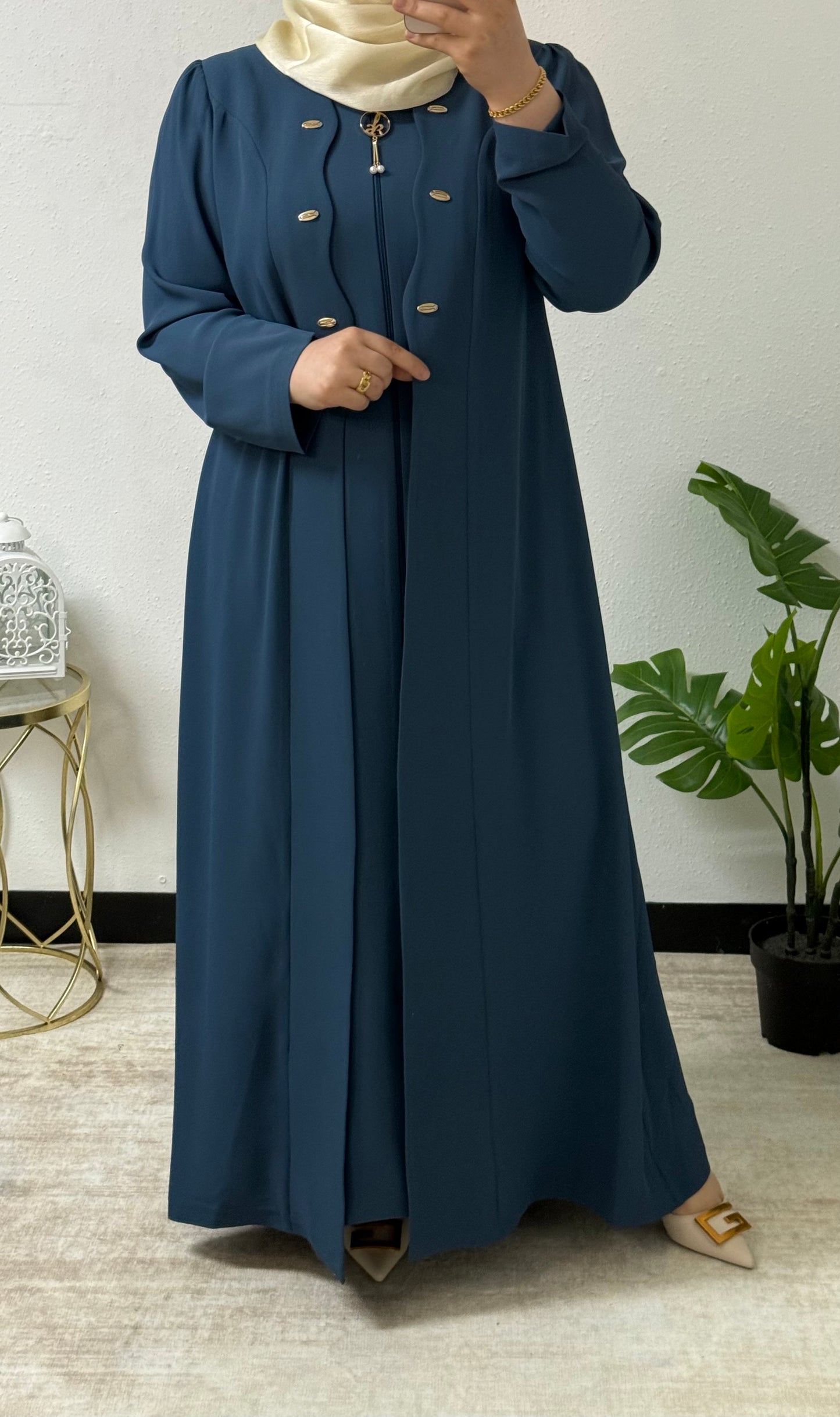 Essential Wave Abaya
